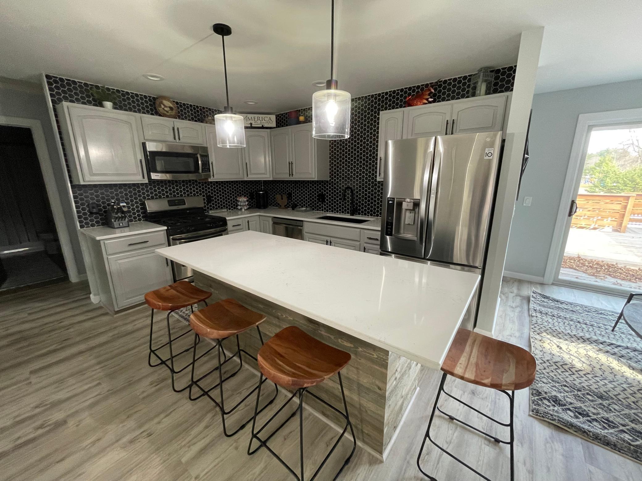 2008 single family home for sale at 908 NW 1st Avenue in Grand Rapids, MN — 4 bed, 2 bath (photo 13 of 33)