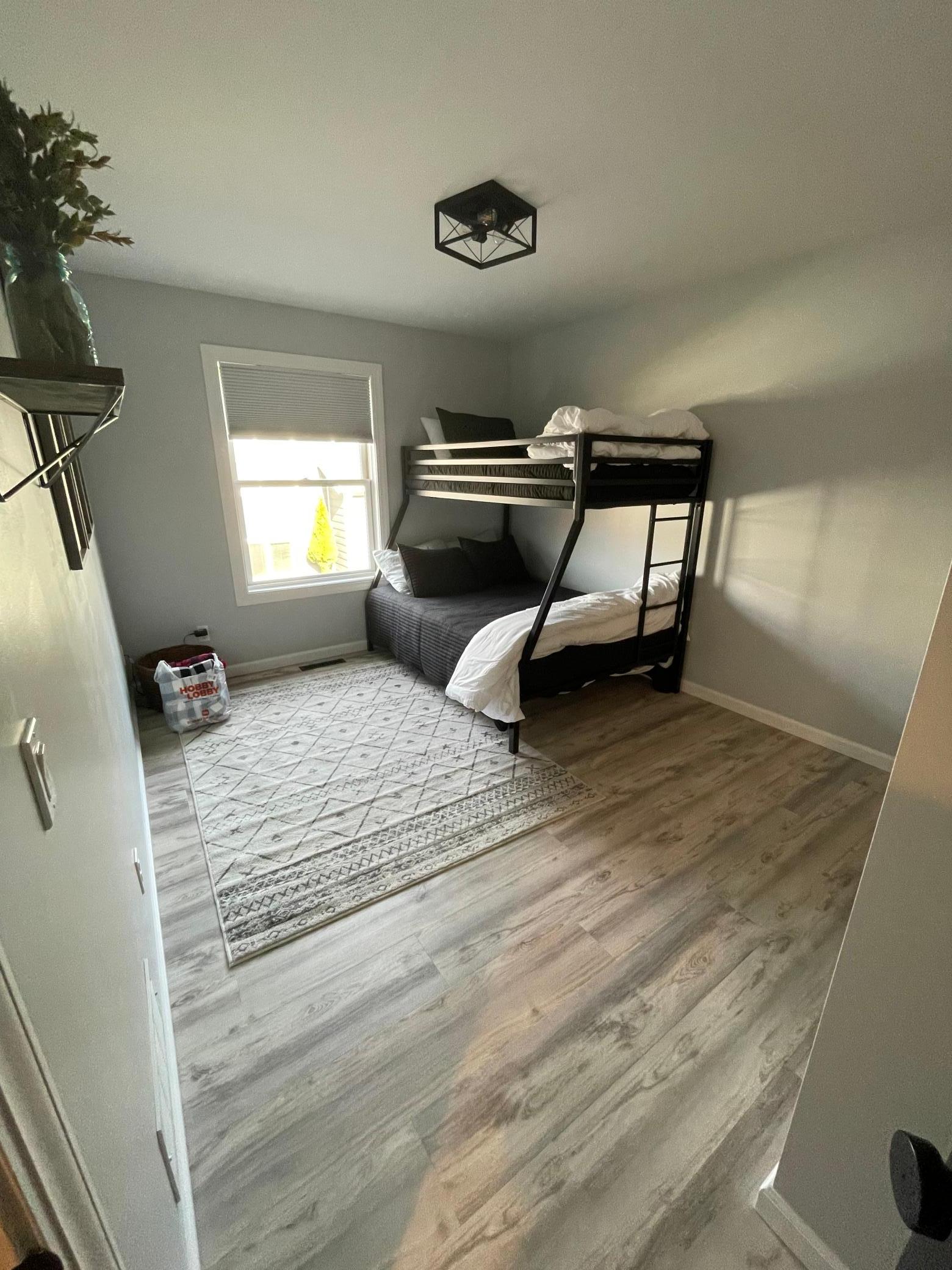 2008 single family home for sale at 908 NW 1st Avenue in Grand Rapids, MN — 4 bed, 2 bath (photo 17 of 33)