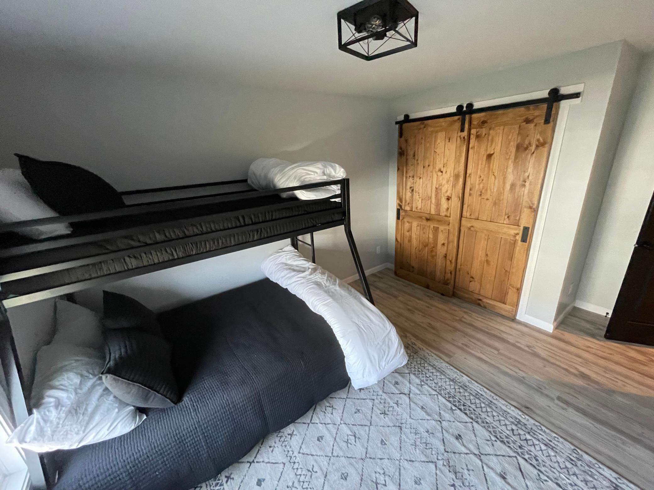 2008 single family home for sale at 908 NW 1st Avenue in Grand Rapids, MN — 4 bed, 2 bath (photo 18 of 33)