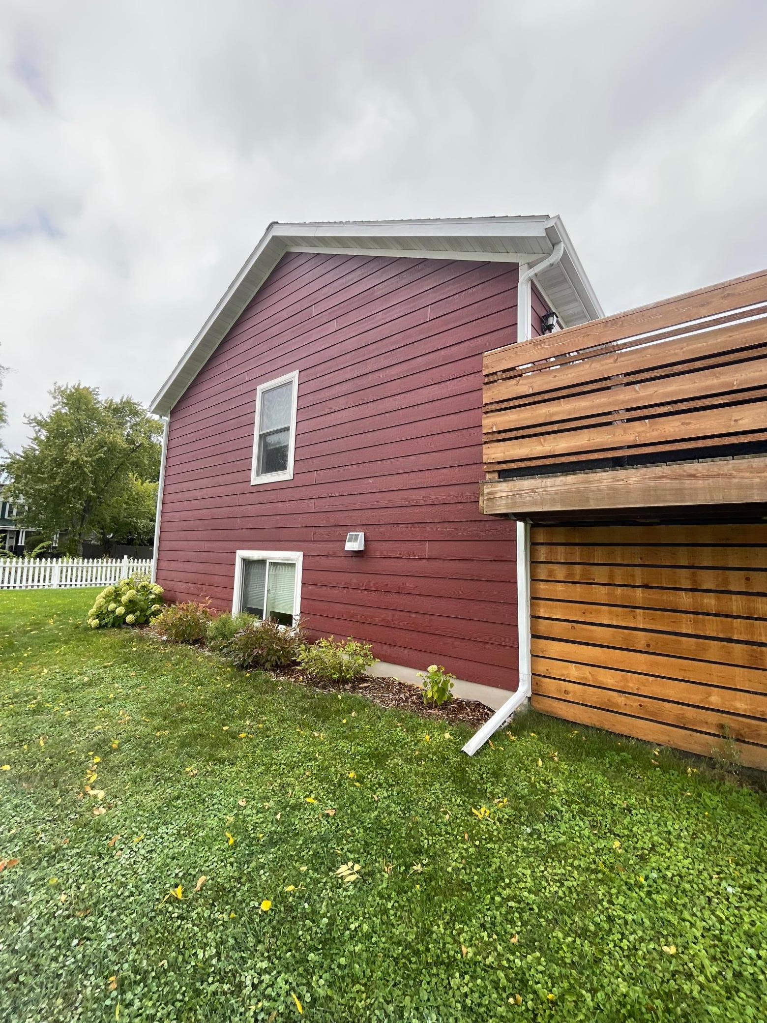 2008 single family home for sale at 908 NW 1st Avenue in Grand Rapids, MN — 4 bed, 2 bath (photo 6 of 33)