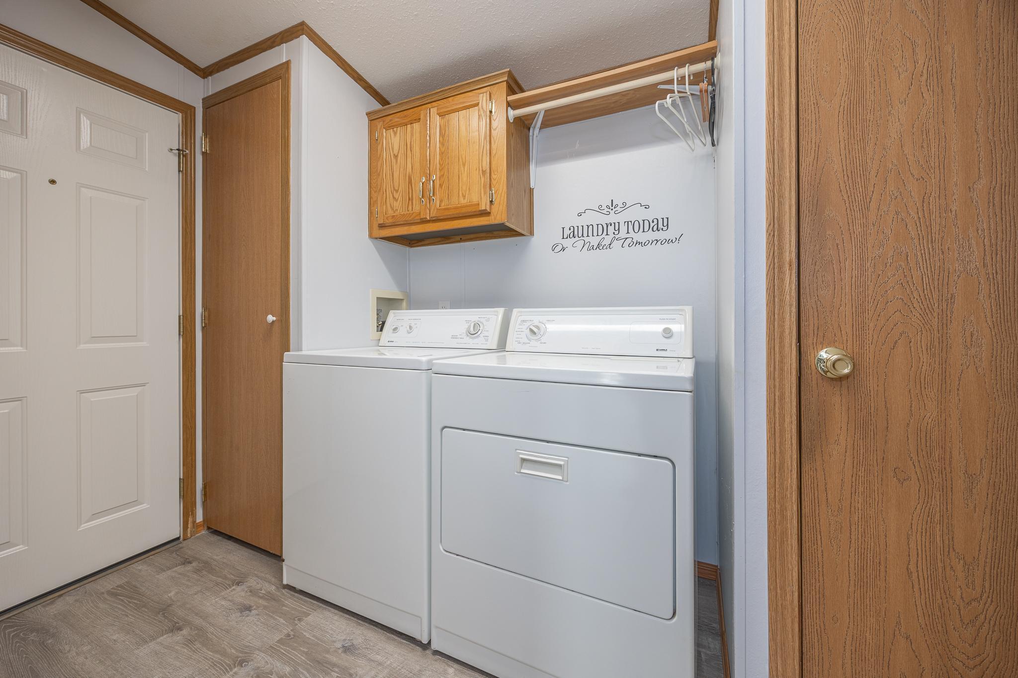 1999 single family home for sale at 3323 State 84 NE in Longville, MN — 3 bed, 2 bath (photo 20 of 38)