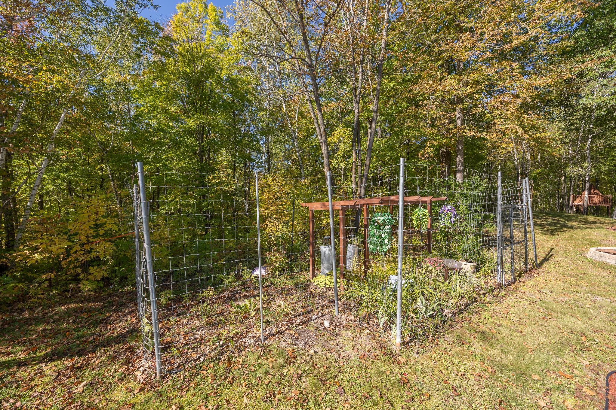 1999 single family home for sale at 3323 State 84 NE in Longville, MN — 3 bed, 2 bath (photo 29 of 38)