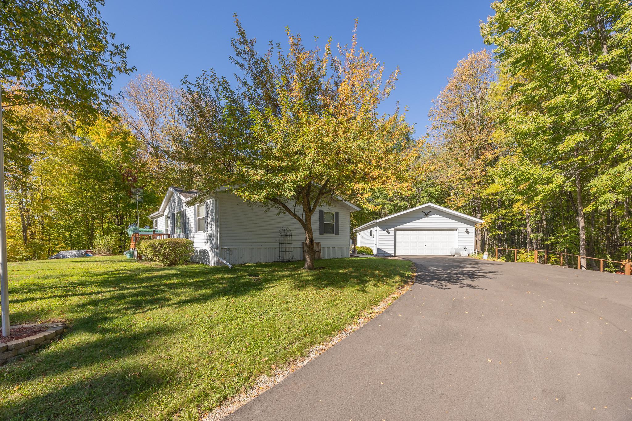 1999 single family home for sale at 3323 State 84 NE in Longville, MN — 3 bed, 2 bath (photo 36 of 38)