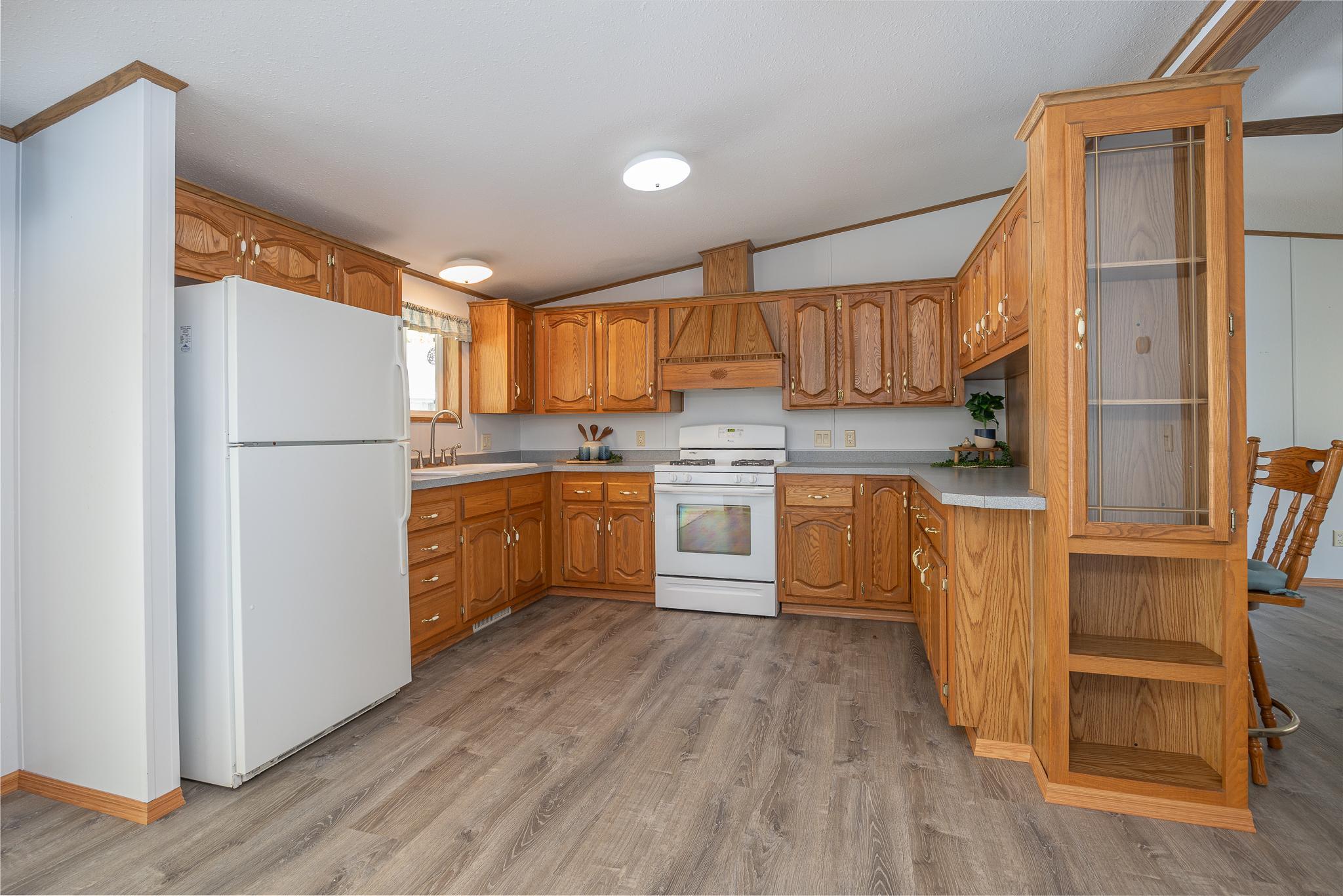 1999 single family home for sale at 3323 State 84 NE in Longville, MN — 3 bed, 2 bath (photo 6 of 38)