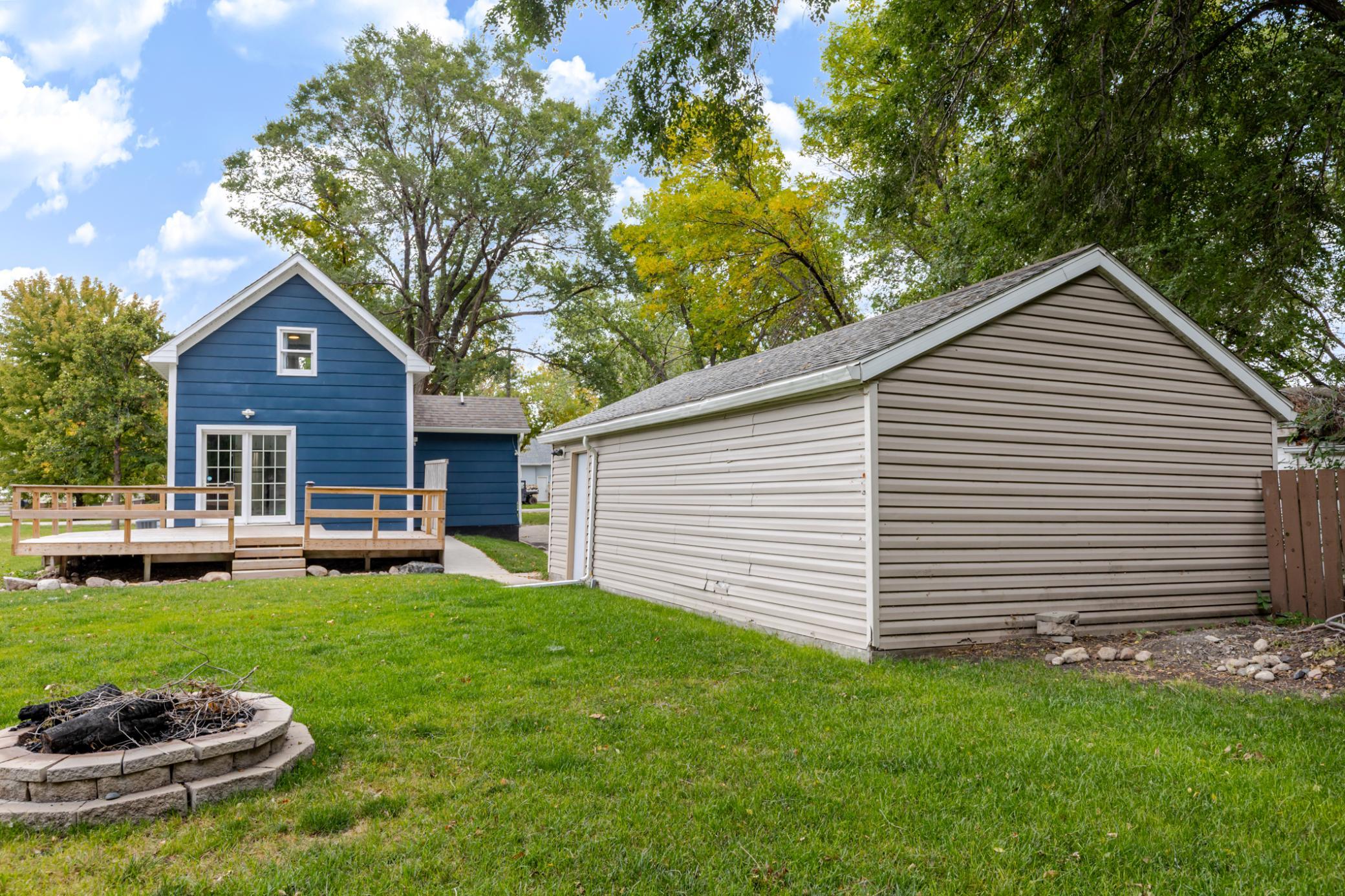 1920 single family home for sale at 501 Nelson Drive in Horace, ND — 1 bed, 1 bath (photo 32 of 41)