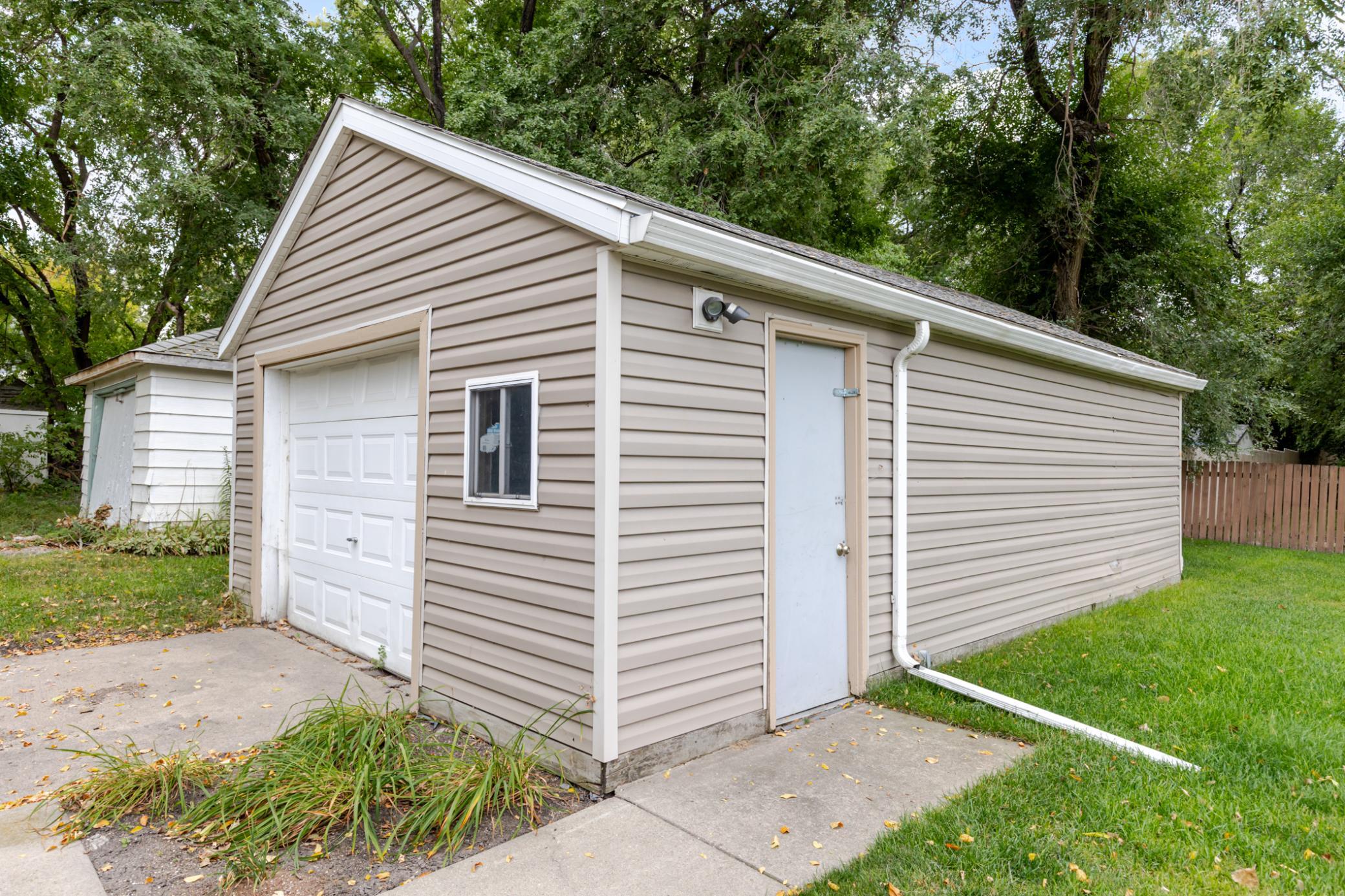 1920 single family home for sale at 501 Nelson Drive in Horace, ND — 1 bed, 1 bath (photo 39 of 41)