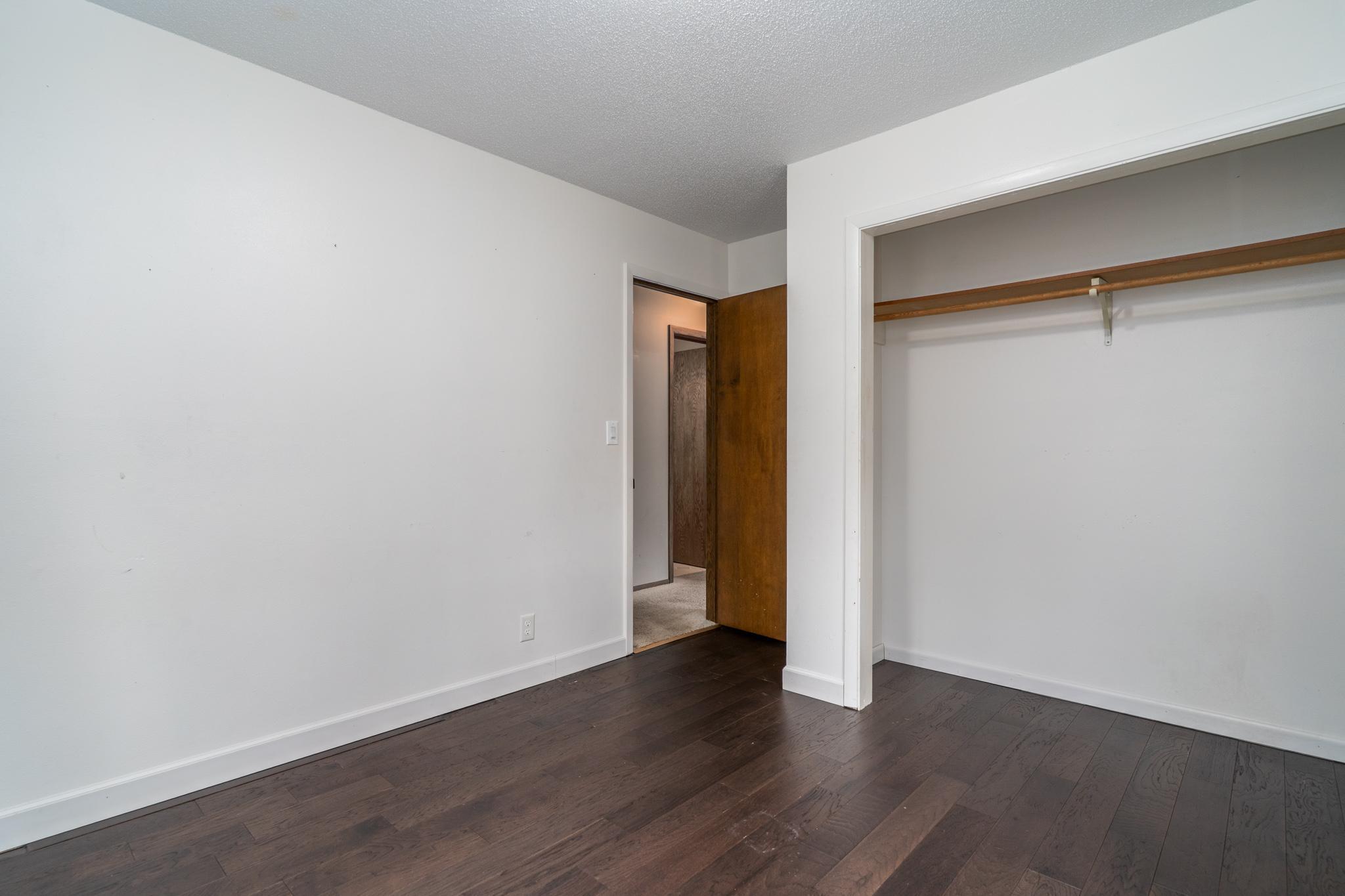 1976 single family home for sale at 1313 Albert Street in Crookston, MN — 3 bed, 3 bath (photo 14 of 29)