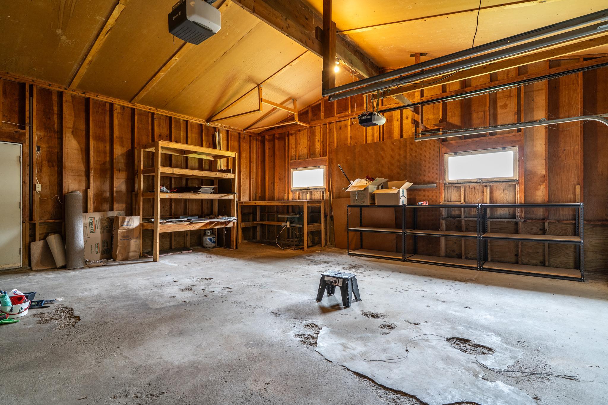 1976 single family home for sale at 1313 Albert Street in Crookston, MN — 3 bed, 3 bath (photo 24 of 29)
