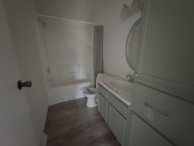 2004 single family home for sale at 22243 State Highway 11 in Greenbush, MN — 4 bed, 2 bath (photo 10 of 14)