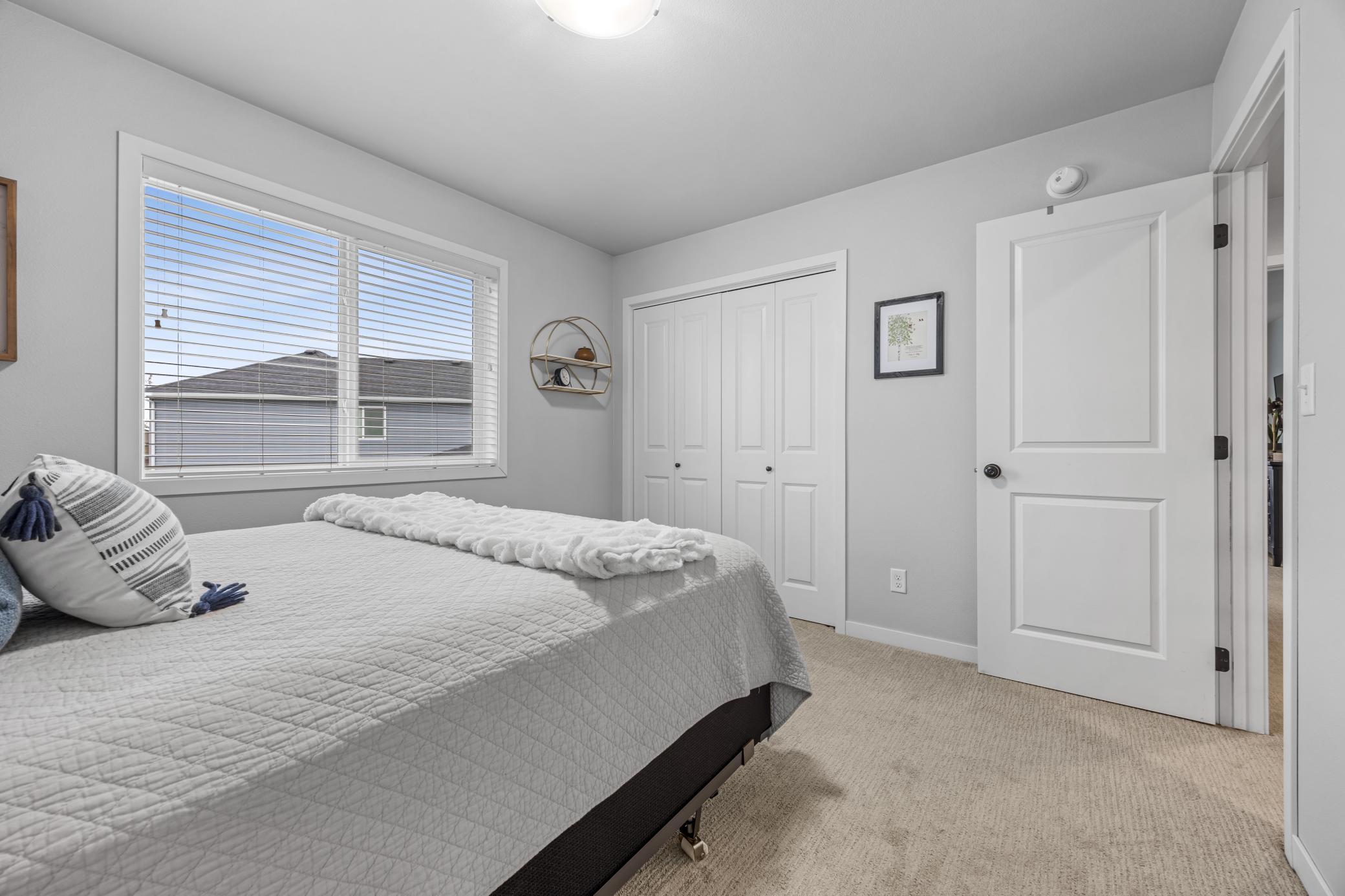 2017 single family home for sale at 6054 Autumn Drive S in Fargo, ND — 3 bed, 3 bath (photo 20 of 34)