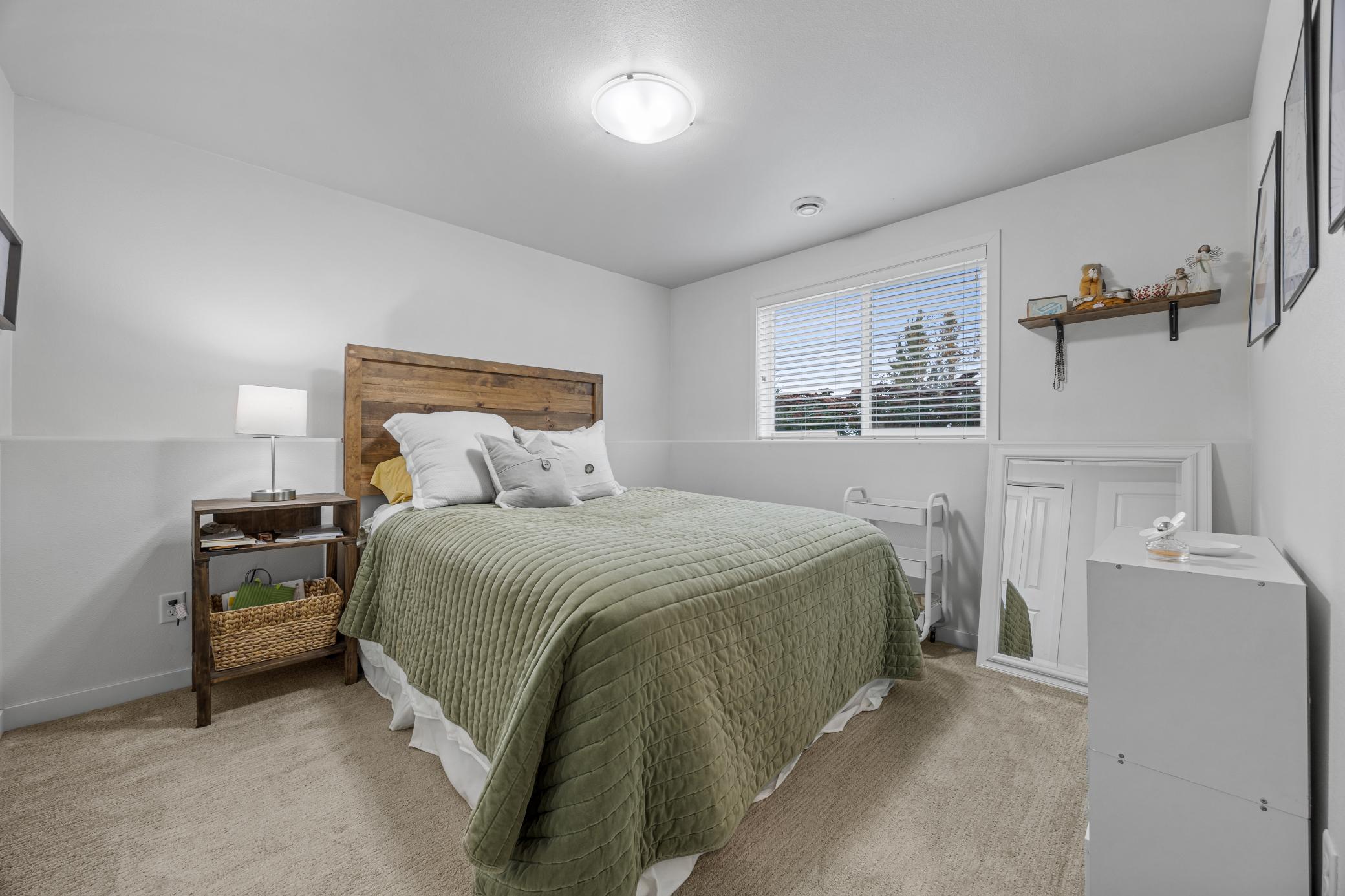 2017 single family home for sale at 6054 Autumn Drive S in Fargo, ND — 3 bed, 3 bath (photo 31 of 34)