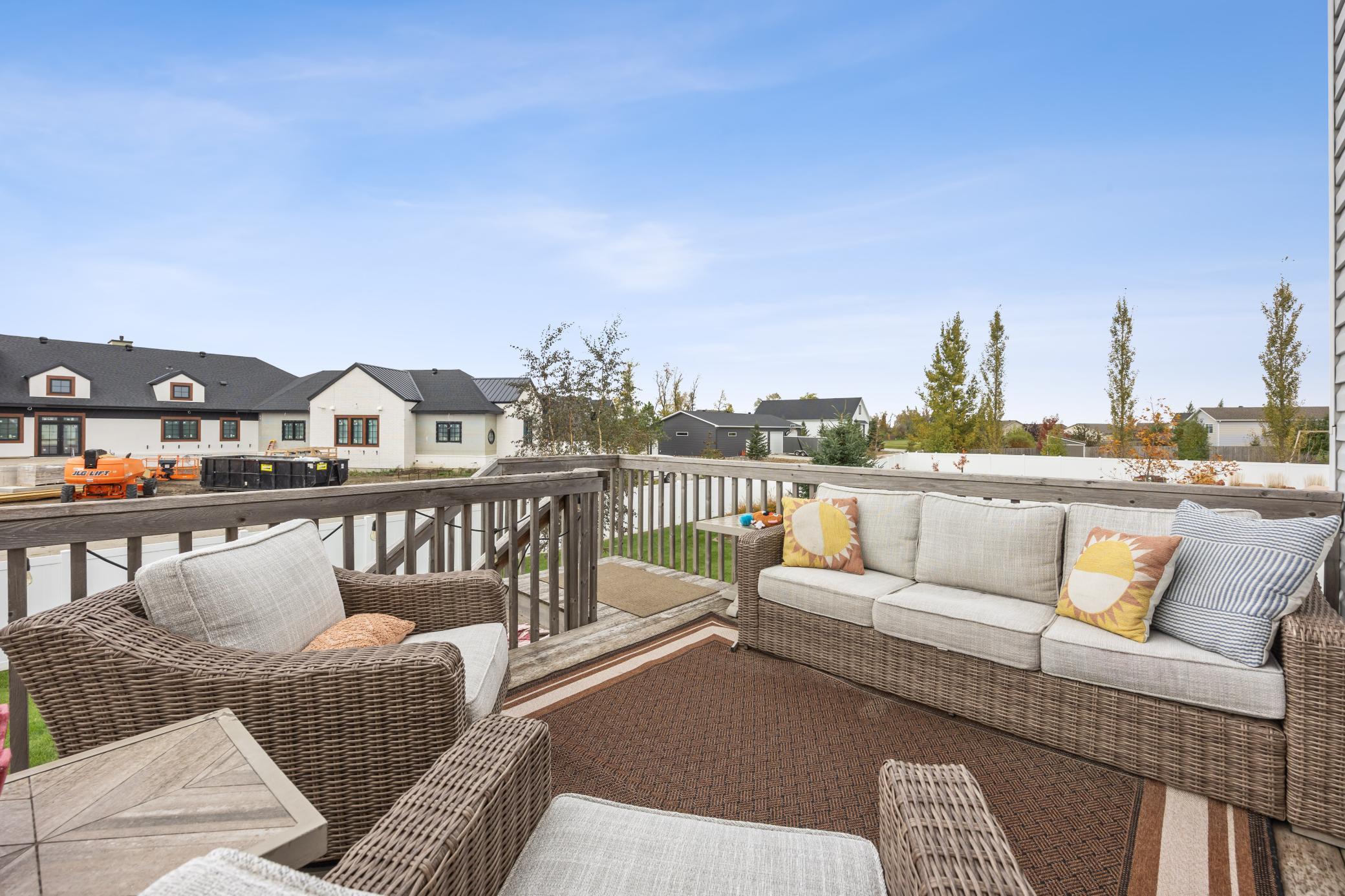 2017 single family home for sale at 6054 Autumn Drive S in Fargo, ND — 3 bed, 3 bath (photo 8 of 34)