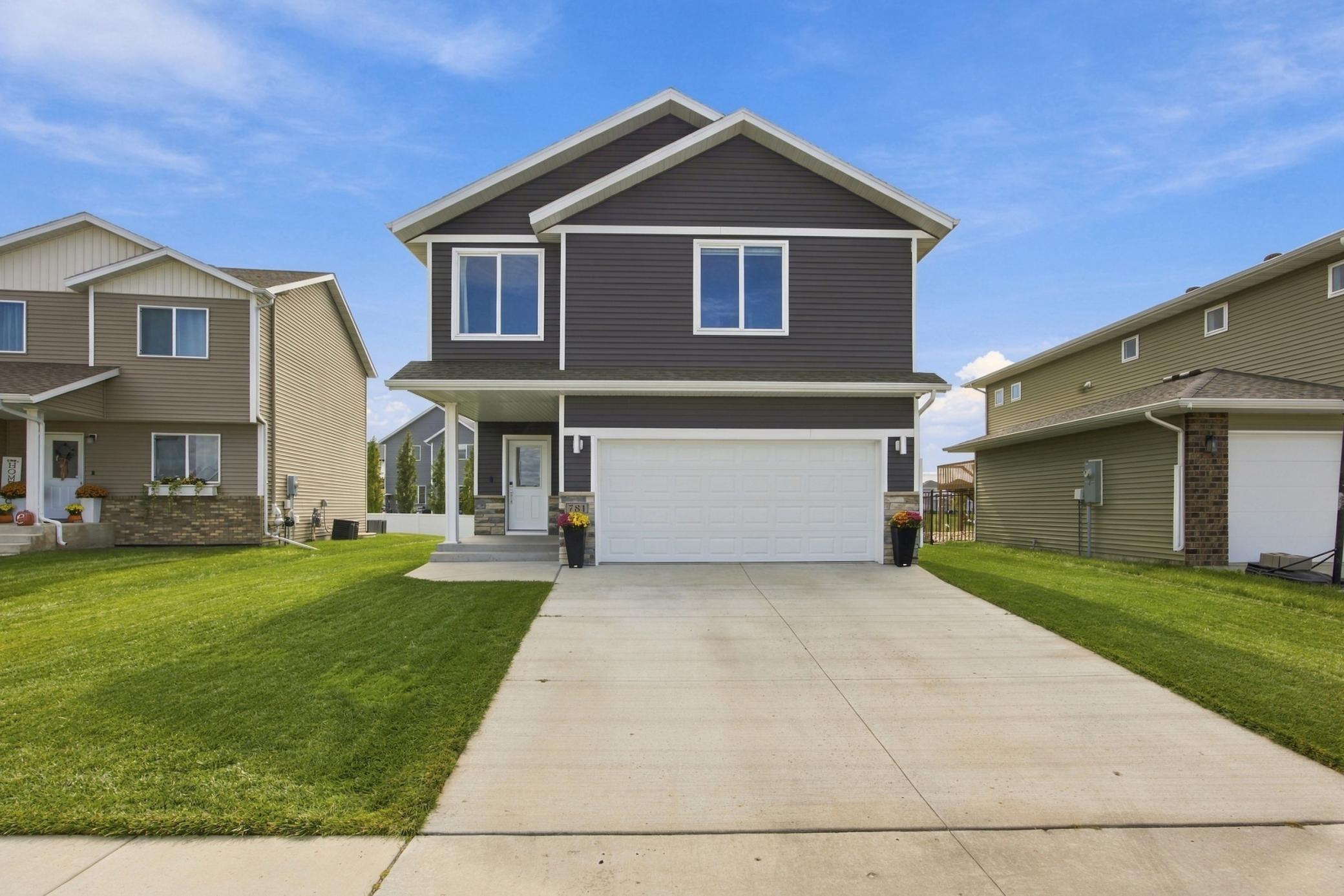781 Albert Drive W, West Fargo, ND