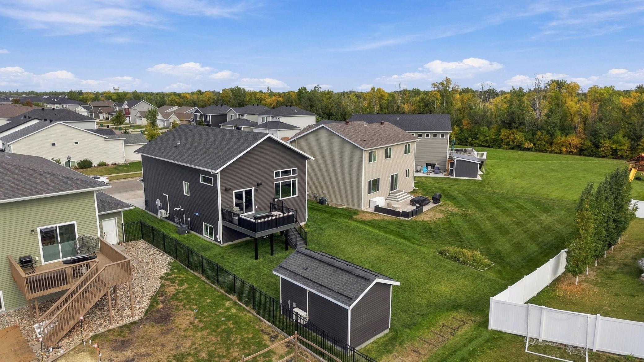 2017 single family home for sale at 781 Albert Drive W in West Fargo, ND — 3 bed, 3 bath (photo 49 of 57)