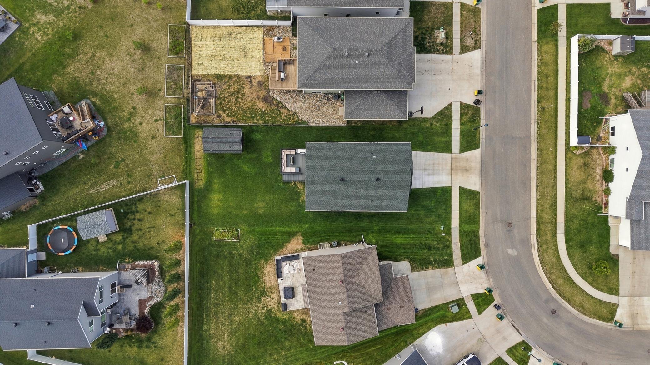 2017 single family home for sale at 781 Albert Drive W in West Fargo, ND — 3 bed, 3 bath (photo 53 of 57)