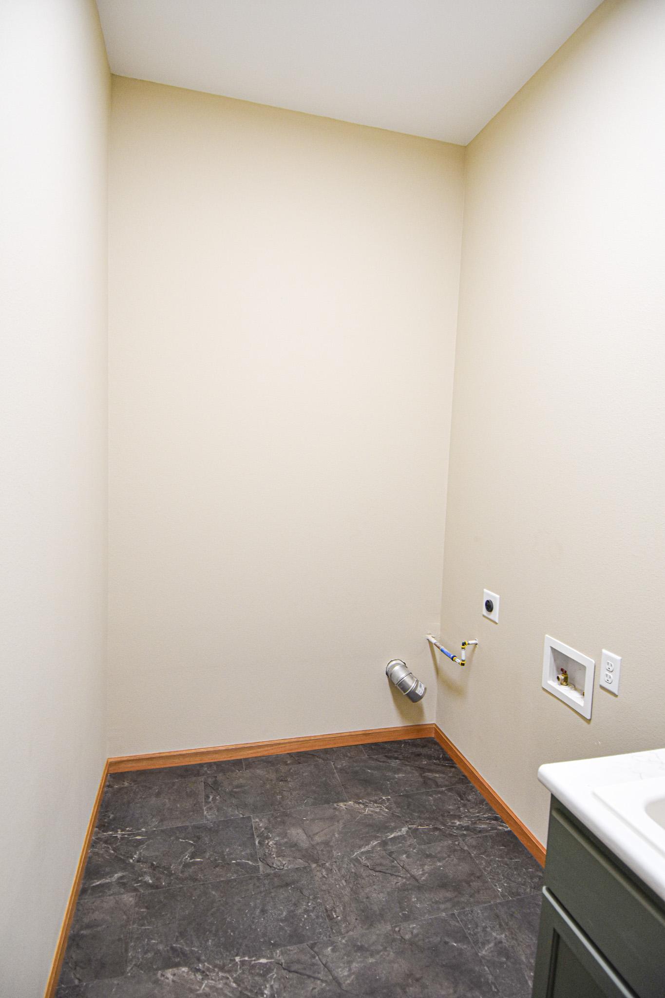 1980 single family home for sale at 103 Kittson Street in Viking, MN — 3 bed, 2 bath (photo 30 of 46)