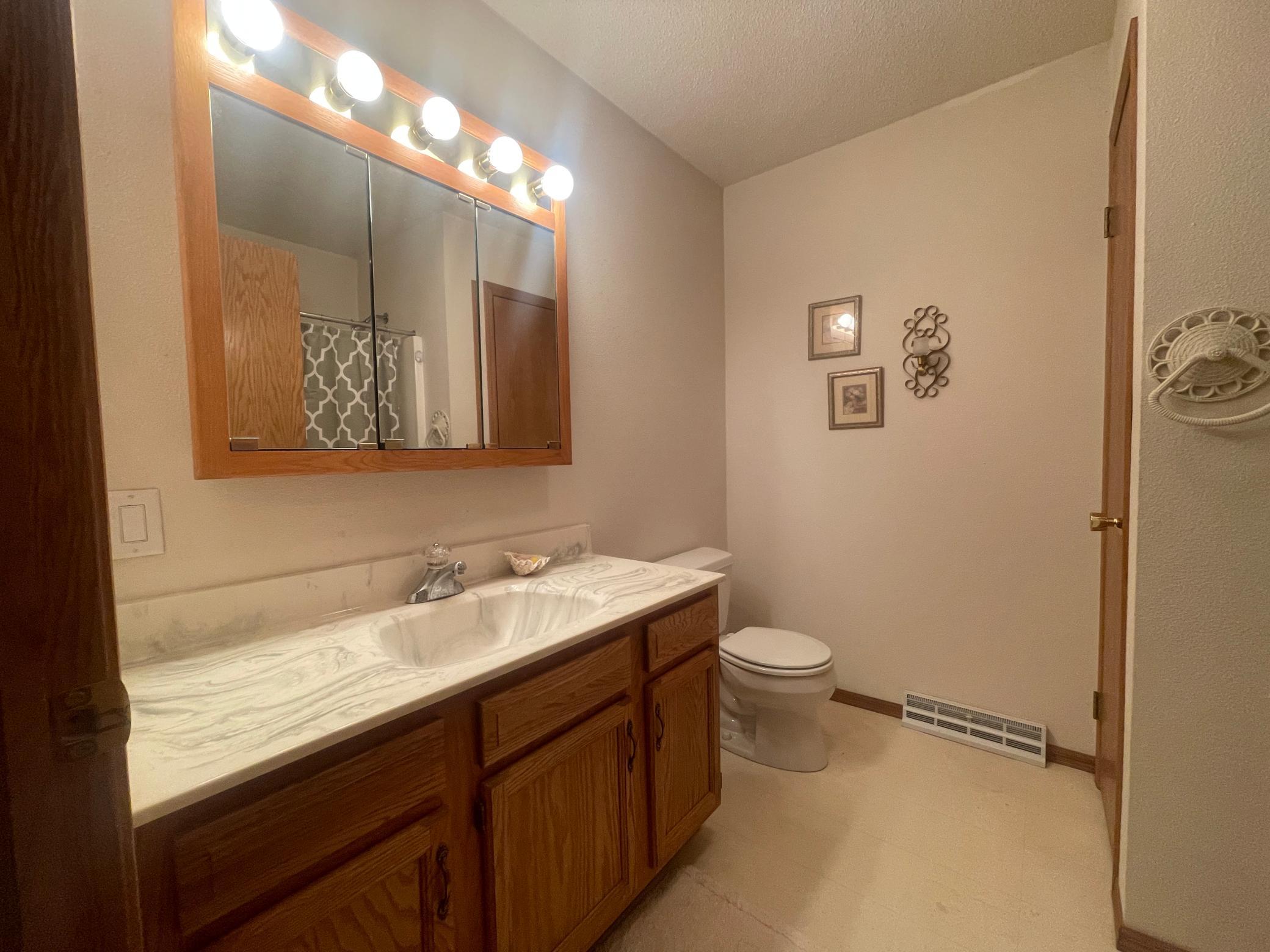2001 single family home for sale at 31531 N Oak Street in Pequot Lakes, MN — 3 bed, 2 bath (photo 22 of 35)
