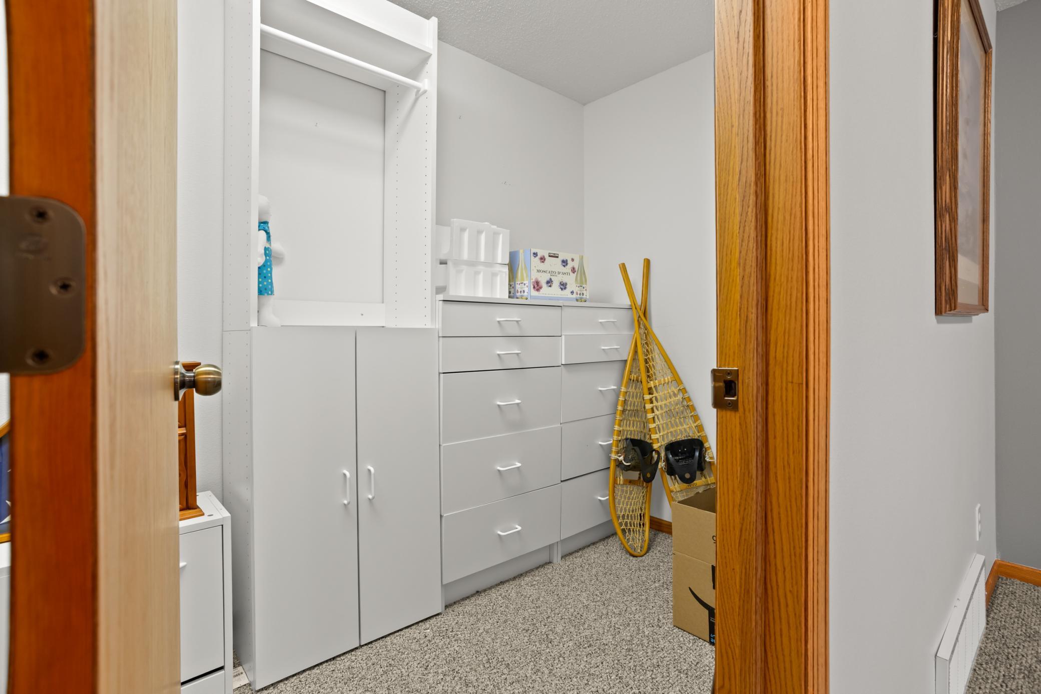2002 single family home for sale at 4443 3rd Street S in Moorhead, MN — 5 bed, 3 bath (photo 30 of 46)