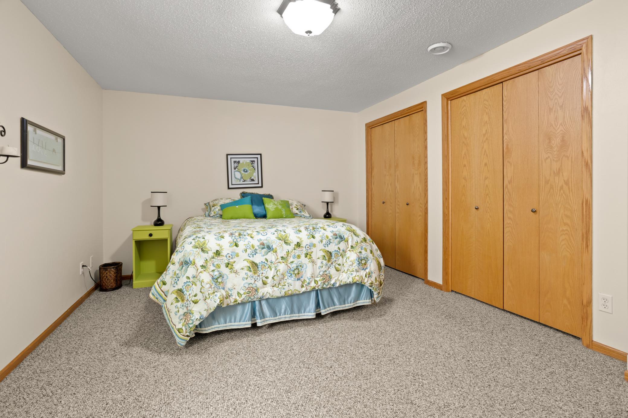 2002 single family home for sale at 4443 3rd Street S in Moorhead, MN — 5 bed, 3 bath (photo 34 of 46)
