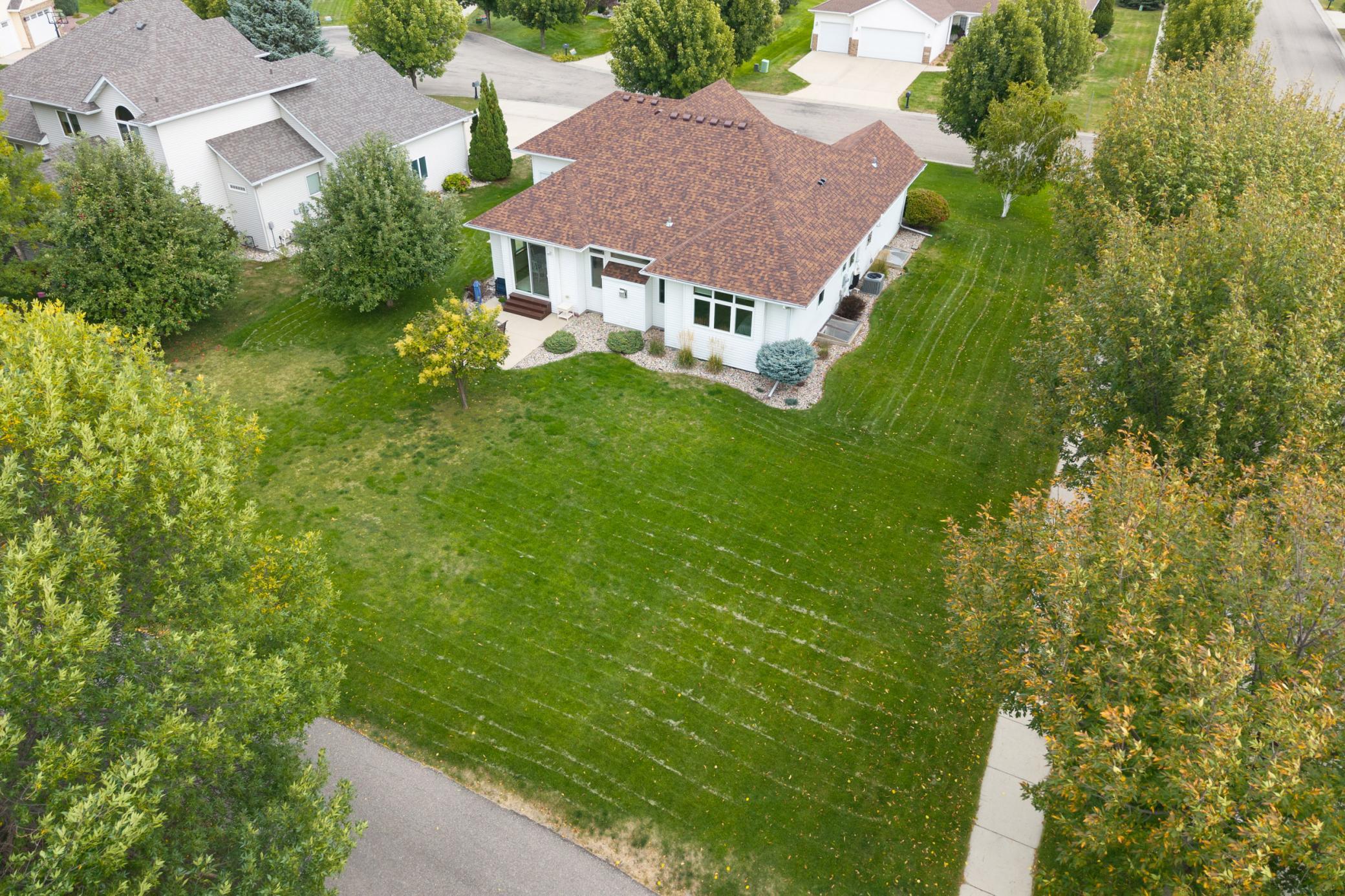 2002 single family home for sale at 4443 3rd Street S in Moorhead, MN — 5 bed, 3 bath (photo 38 of 46)