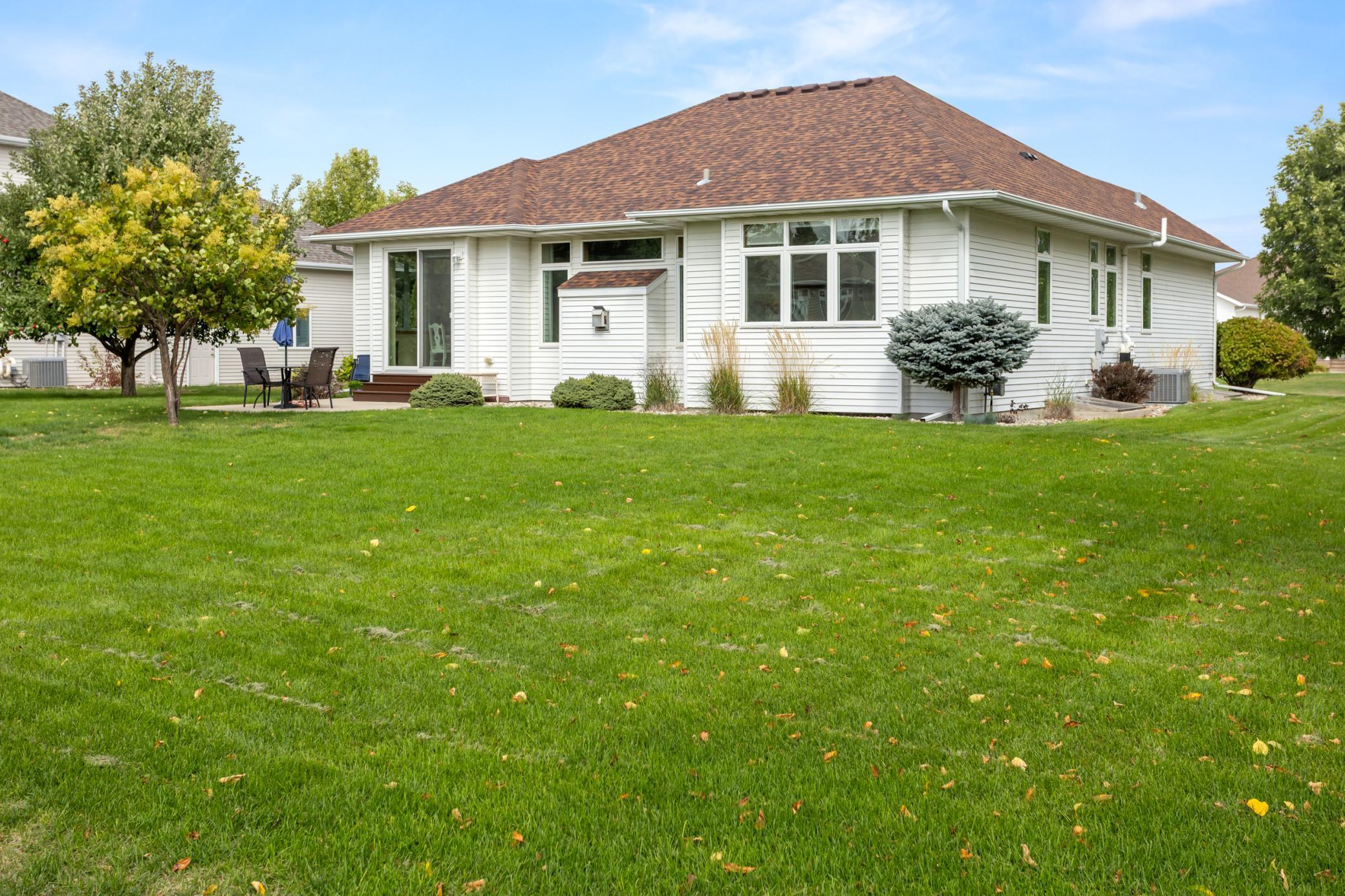 2002 single family home for sale at 4443 3rd Street S in Moorhead, MN — 5 bed, 3 bath (photo 39 of 46)