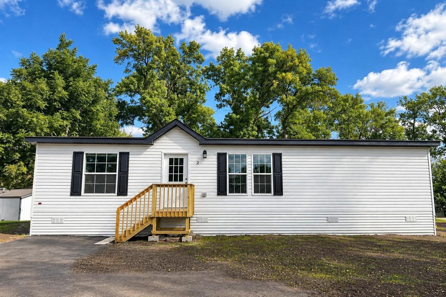 2026 single family home for sale at 215 N Mckay Avenue, Unit 2 in Alexandria, MN — 3 bed, 2 bath