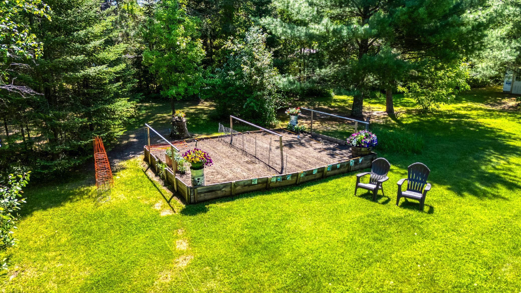 1967 single family home for sale at 40749 County Road 612 in Nashwauk, MN — 3 bed, 1 bath (photo 18 of 50)