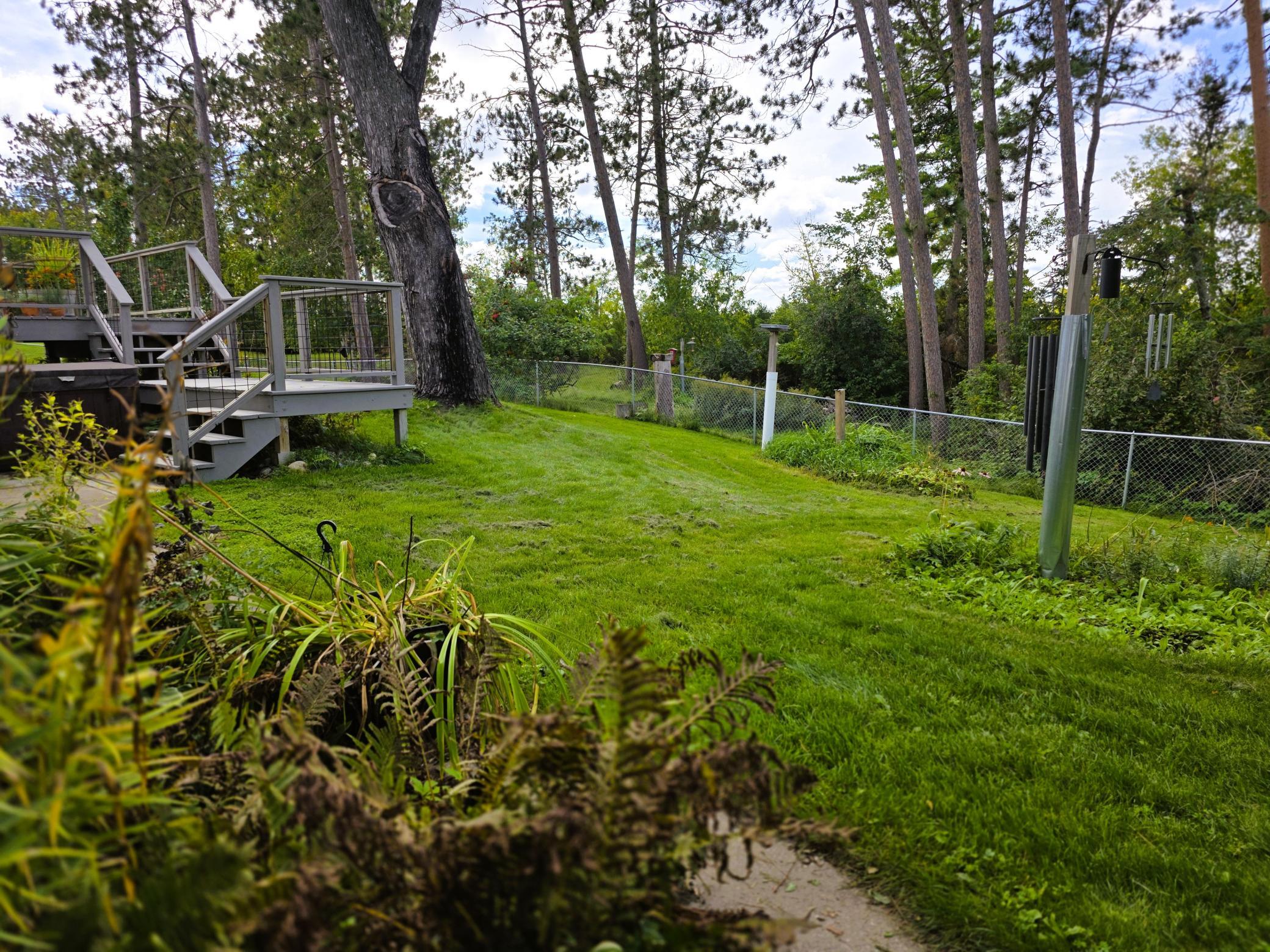 1961 single family home for sale at 4405 Birchmont Drive NE in Bemidji, MN — 5 bed, 2 bath (photo 16 of 73)