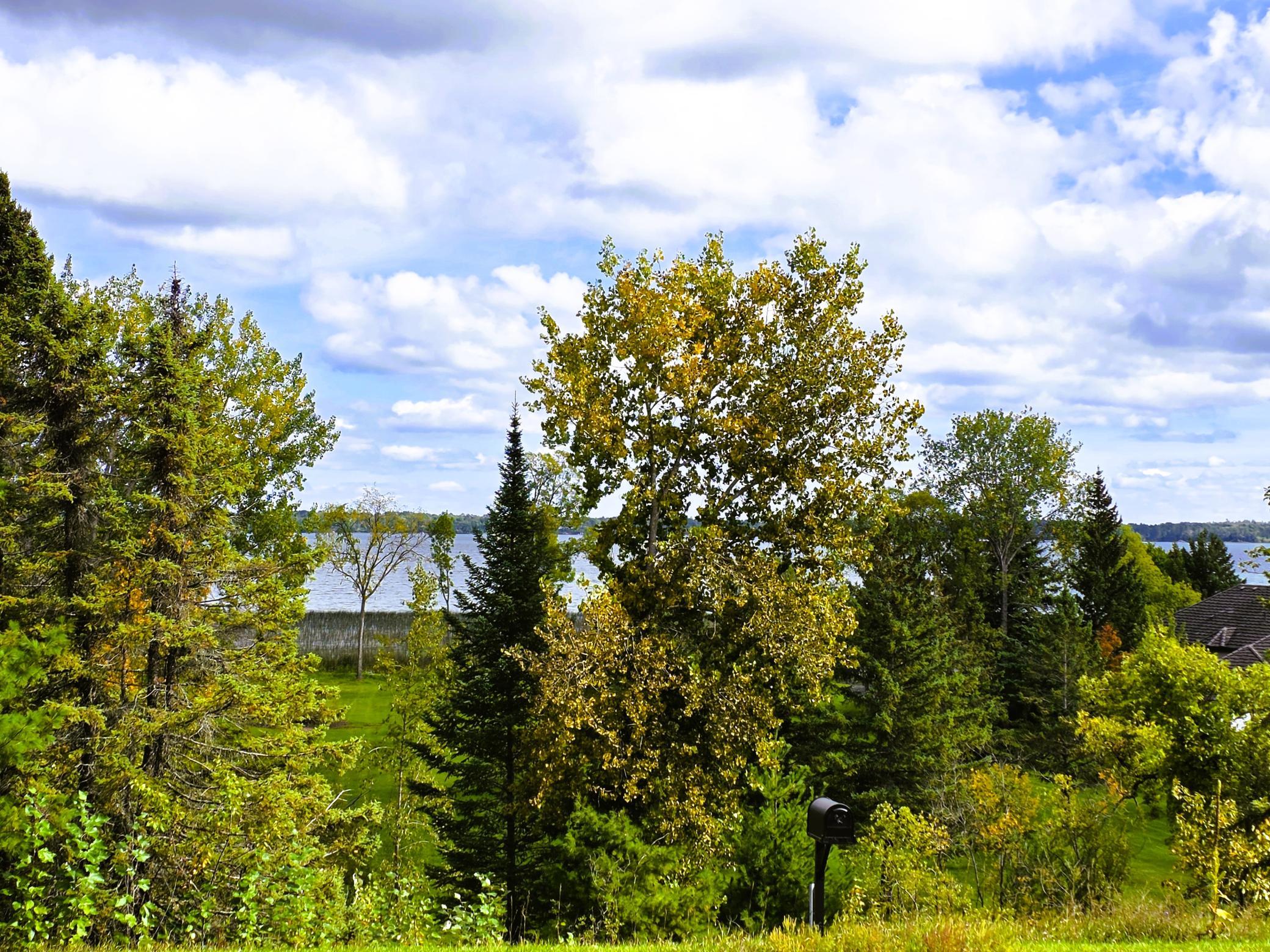 1961 single family home for sale at 4405 Birchmont Drive NE in Bemidji, MN — 5 bed, 2 bath (photo 3 of 73)