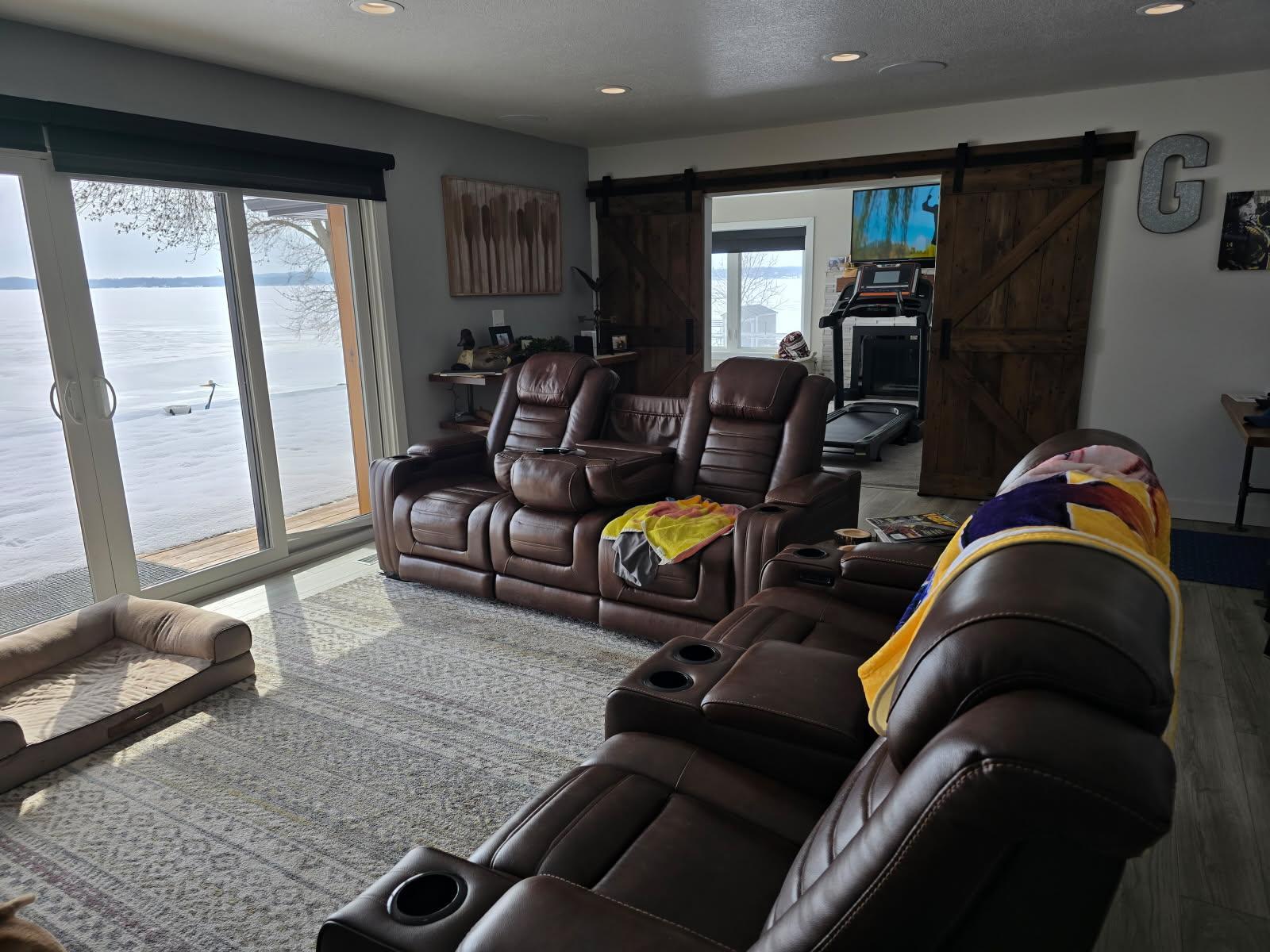 1956 single family home for sale at 742 Shorewood Drive in Detroit Lakes, MN — 2 bed, 2 bath (photo 9 of 27)