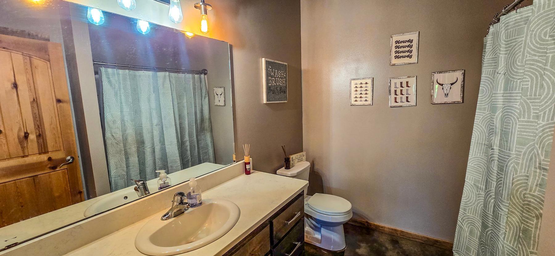 2015 single family home for sale at 13589 Roering Way in Lake Park, MN — 4 bed, 3 bath (photo 20 of 51)