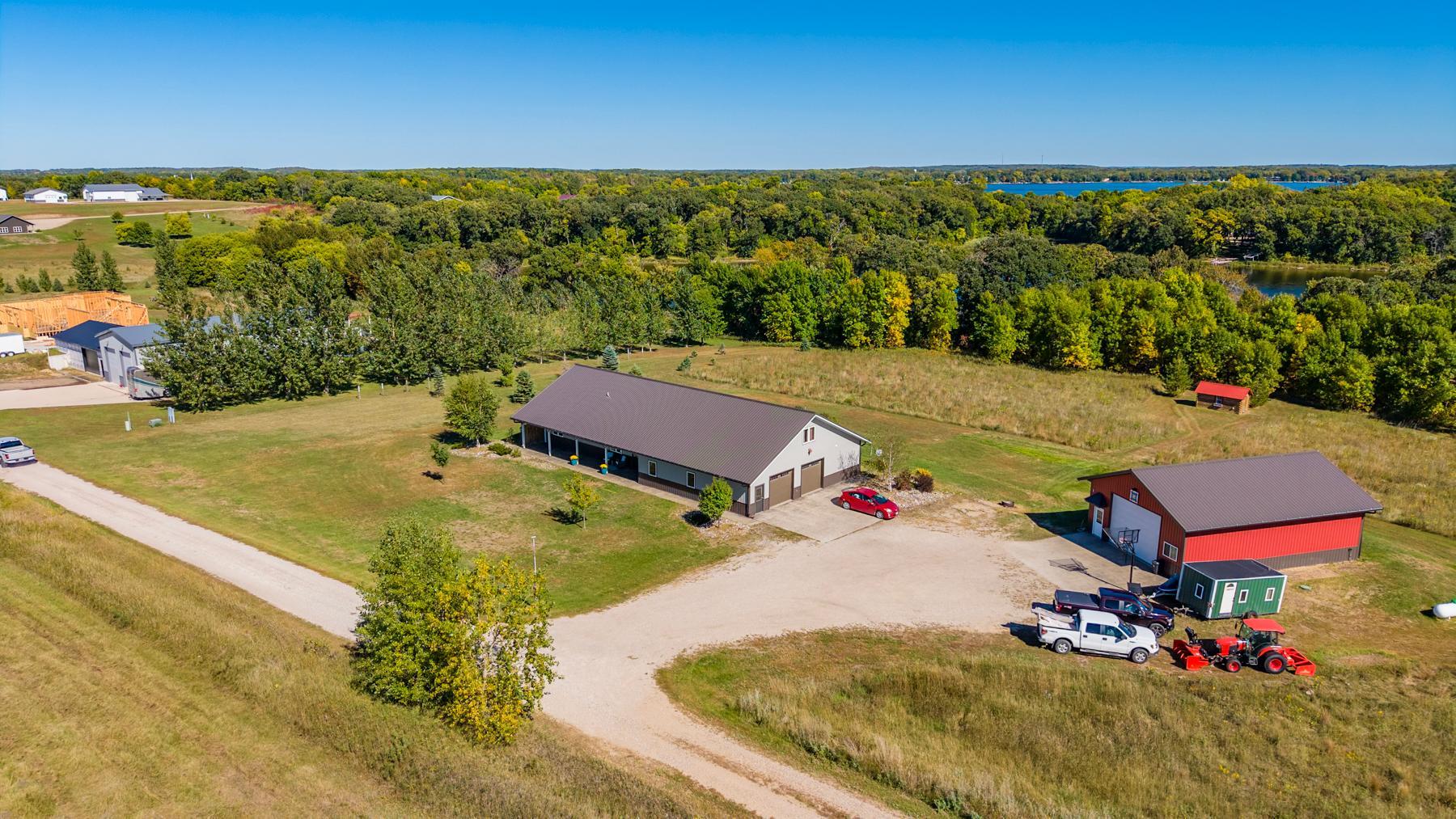 2015 single family home for sale at 13589 Roering Way in Lake Park, MN — 4 bed, 3 bath (photo 23 of 51)