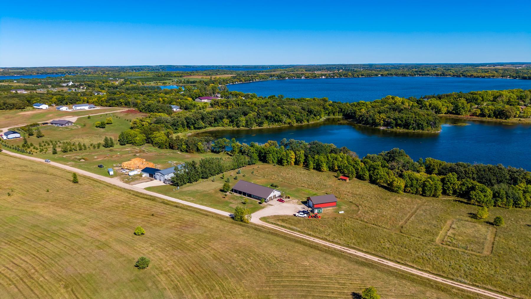 2015 single family home for sale at 13589 Roering Way in Lake Park, MN — 4 bed, 3 bath (photo 24 of 51)