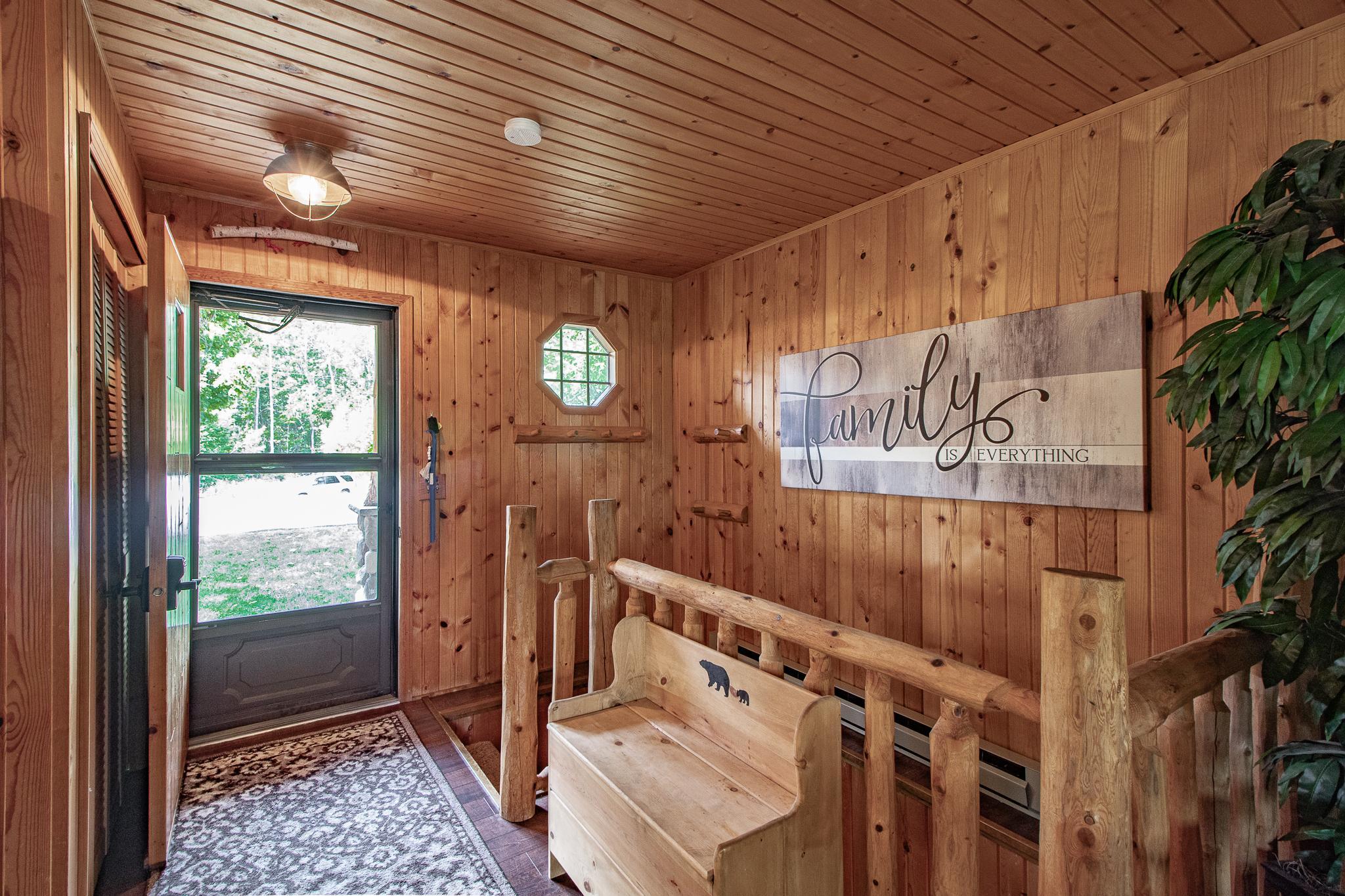 1997 single family home for sale at 1581 Suzanne Drive NE in Longville, MN — 3 bed, 2 bath (photo 5 of 28)