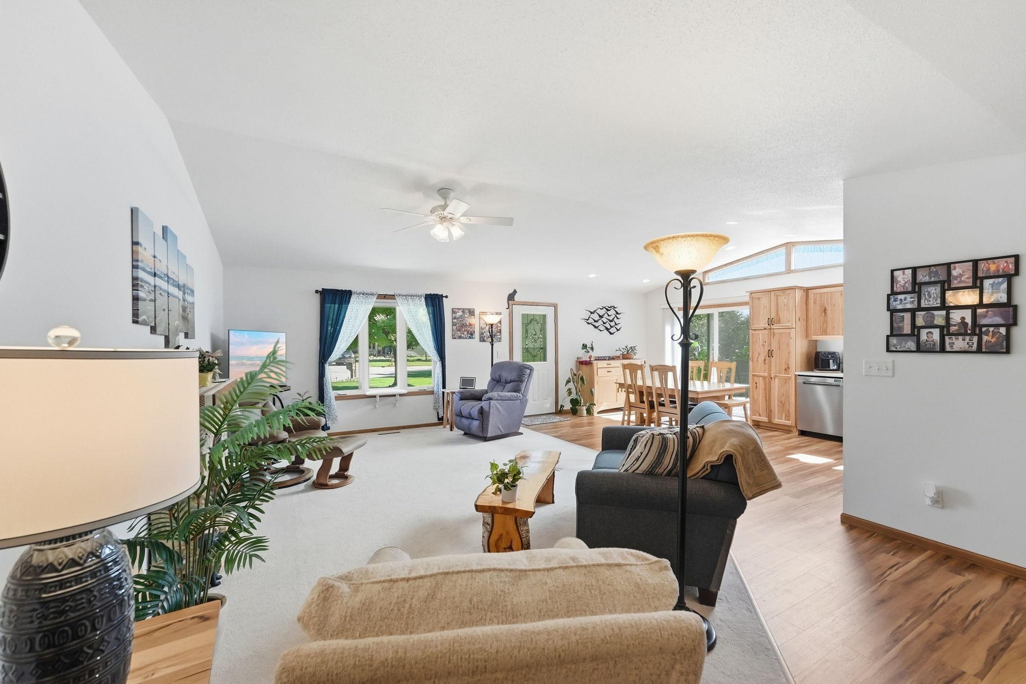 2000 single family home for sale at 2782 Le Homme Dieu Hts Court NE in Alexandria, MN — 3 bed, 3 bath (photo 14 of 33)