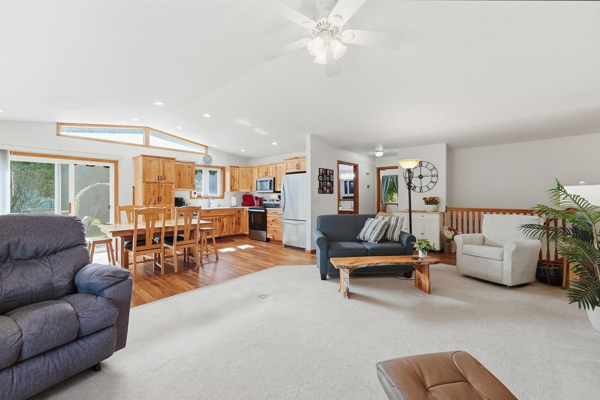 2000 single family home for sale at 2782 Le Homme Dieu Hts Court NE in Alexandria, MN — 3 bed, 3 bath (photo 15 of 33)