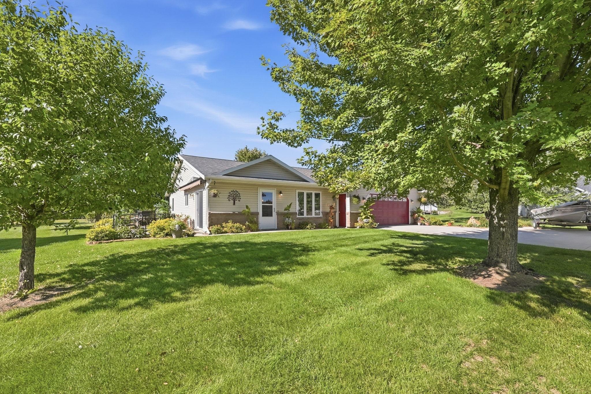 2000 single family home for sale at 2782 Le Homme Dieu Hts Court NE in Alexandria, MN — 3 bed, 3 bath (photo 3 of 33)