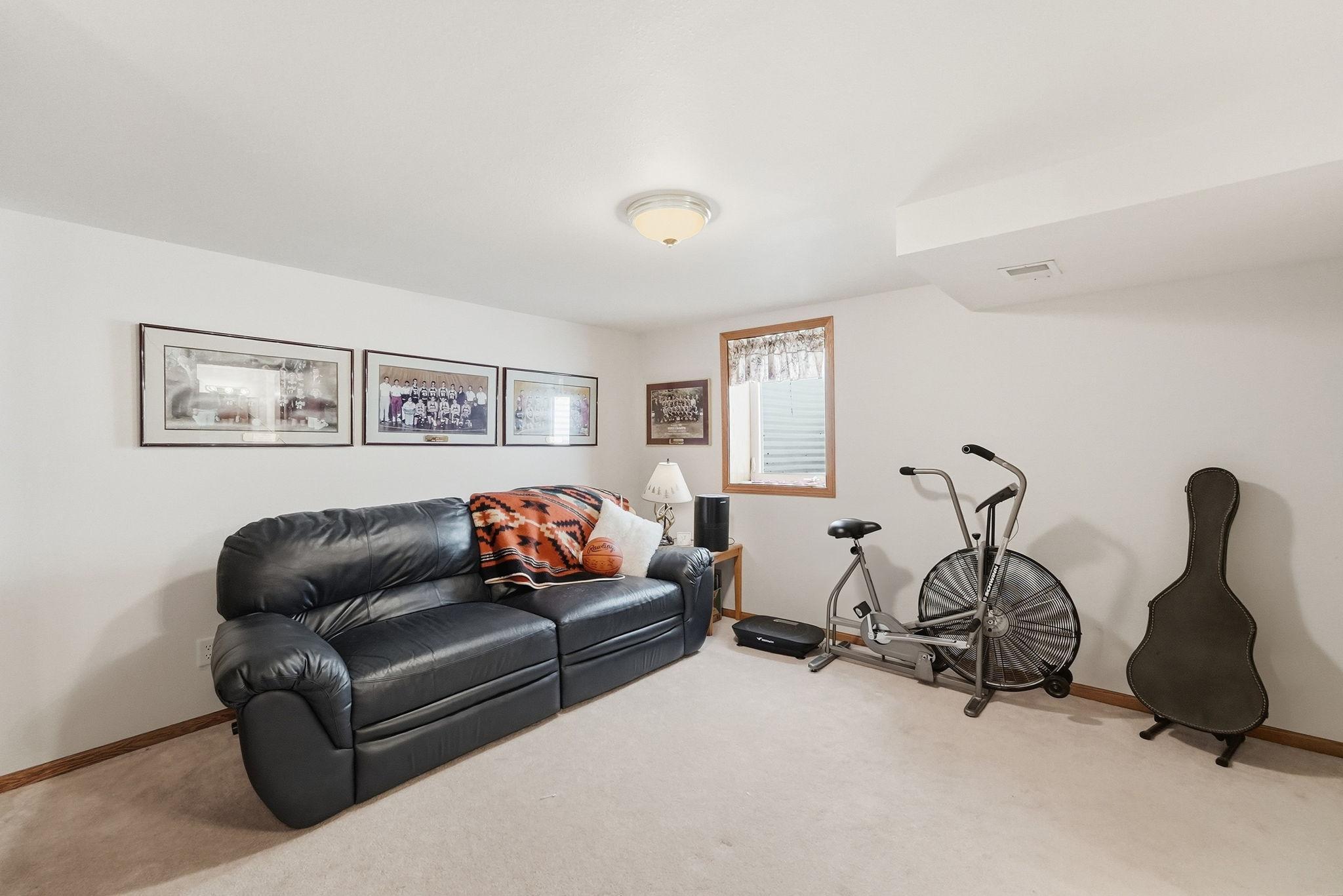2000 single family home for sale at 2782 Le Homme Dieu Hts Court NE in Alexandria, MN — 3 bed, 3 bath (photo 23 of 33)
