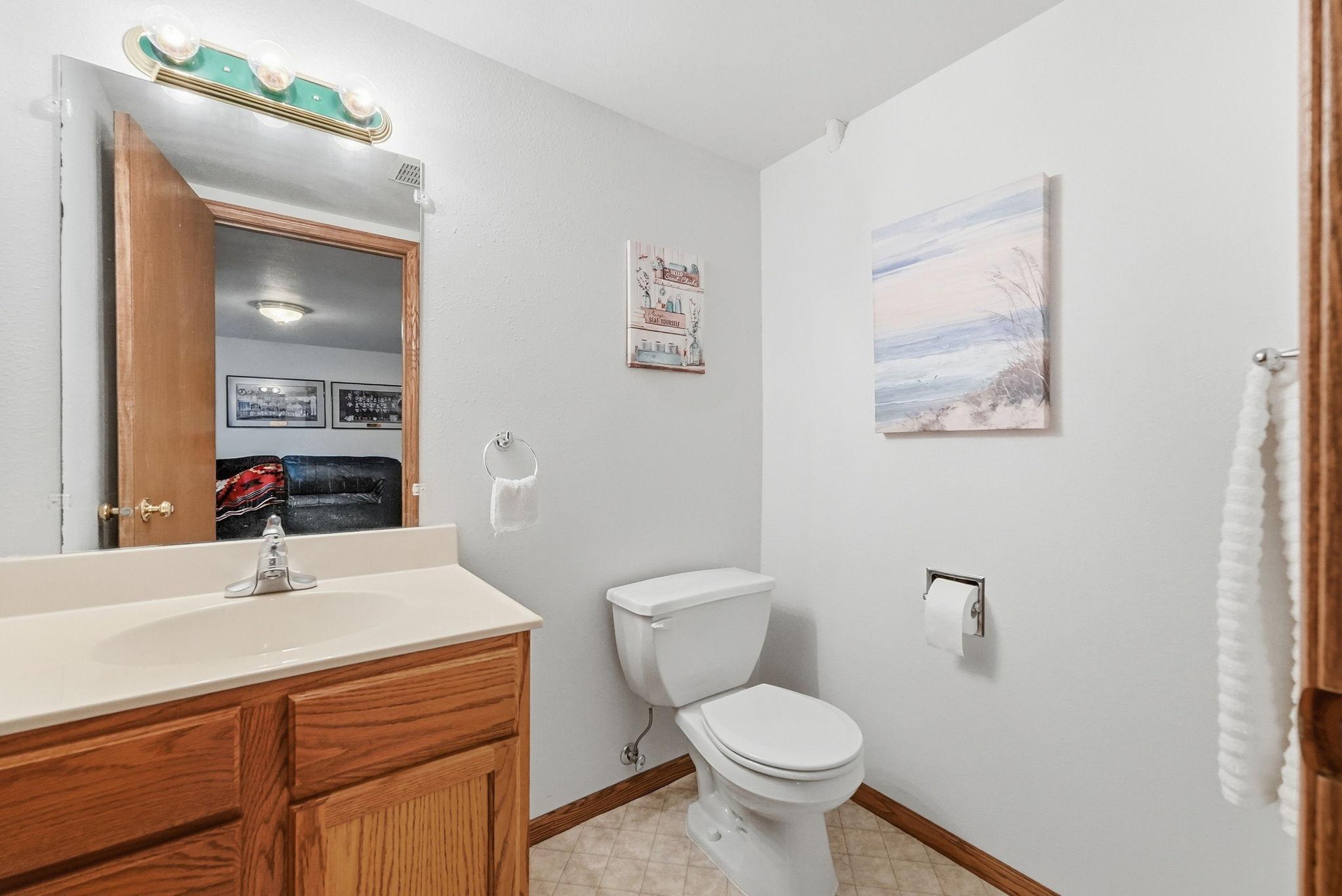 2000 single family home for sale at 2782 Le Homme Dieu Hts Court NE in Alexandria, MN — 3 bed, 3 bath (photo 26 of 33)