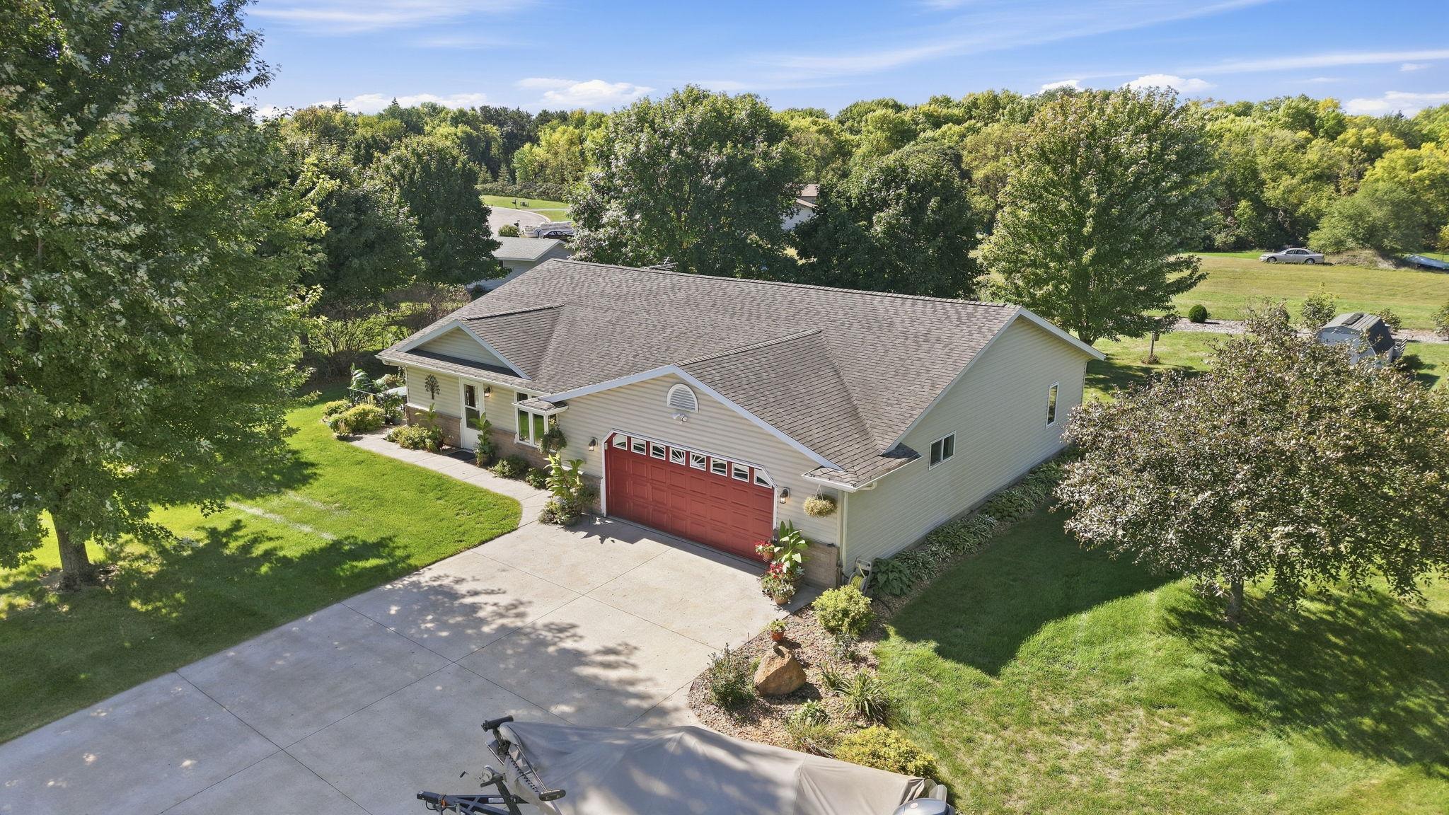2000 single family home for sale at 2782 Le Homme Dieu Hts Court NE in Alexandria, MN — 3 bed, 3 bath (photo 28 of 33)