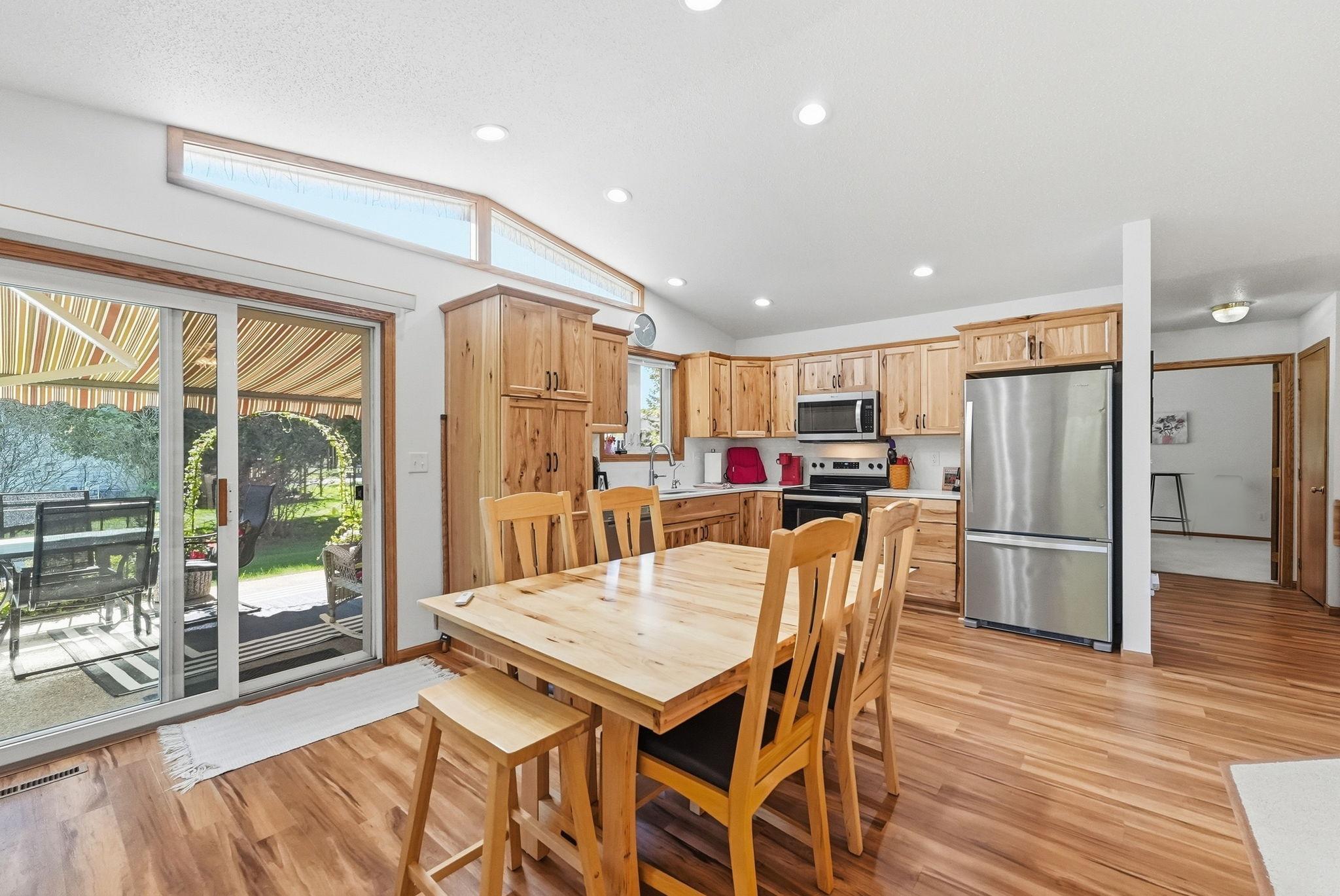 2000 single family home for sale at 2782 Le Homme Dieu Hts Court NE in Alexandria, MN — 3 bed, 3 bath (photo 10 of 33)