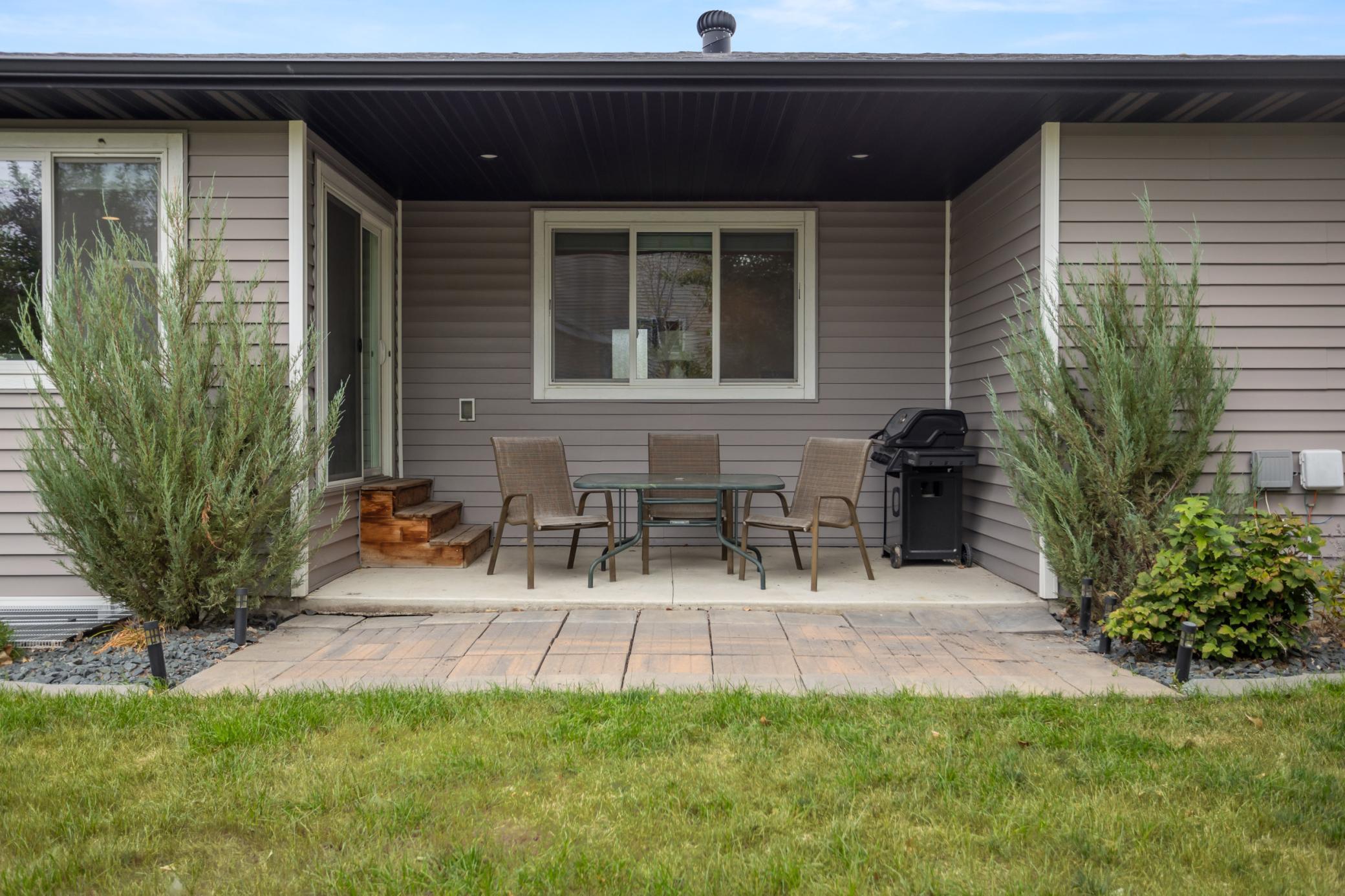 2013 single family home for sale at 772 35th Avenue E in West Fargo, ND — 5 bed, 3 bath (photo 38 of 44)