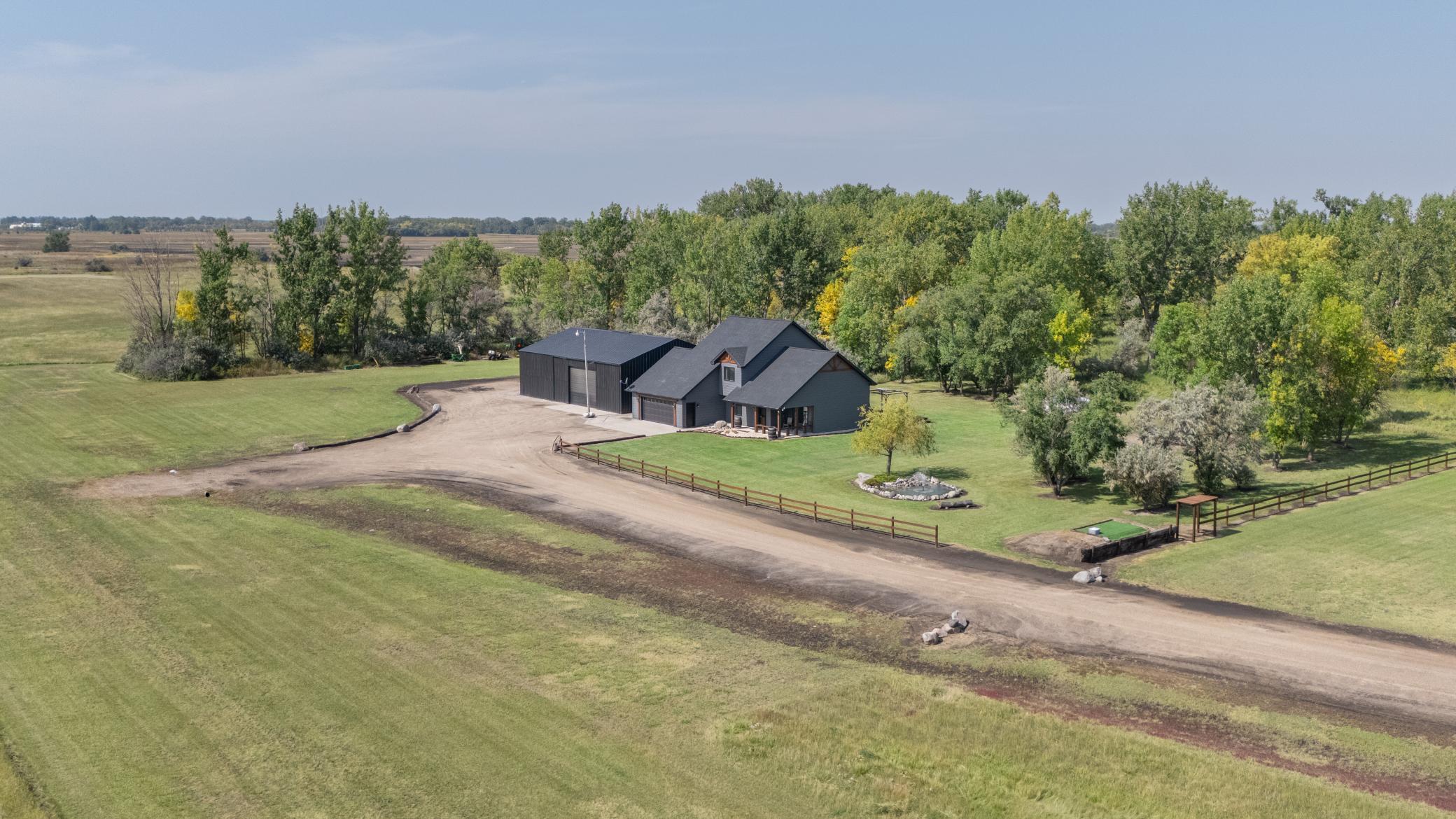 1994 single family home for sale at 635 20th Street NE in Thompson, ND — 3 bed, 3 bath (photo 43 of 61)