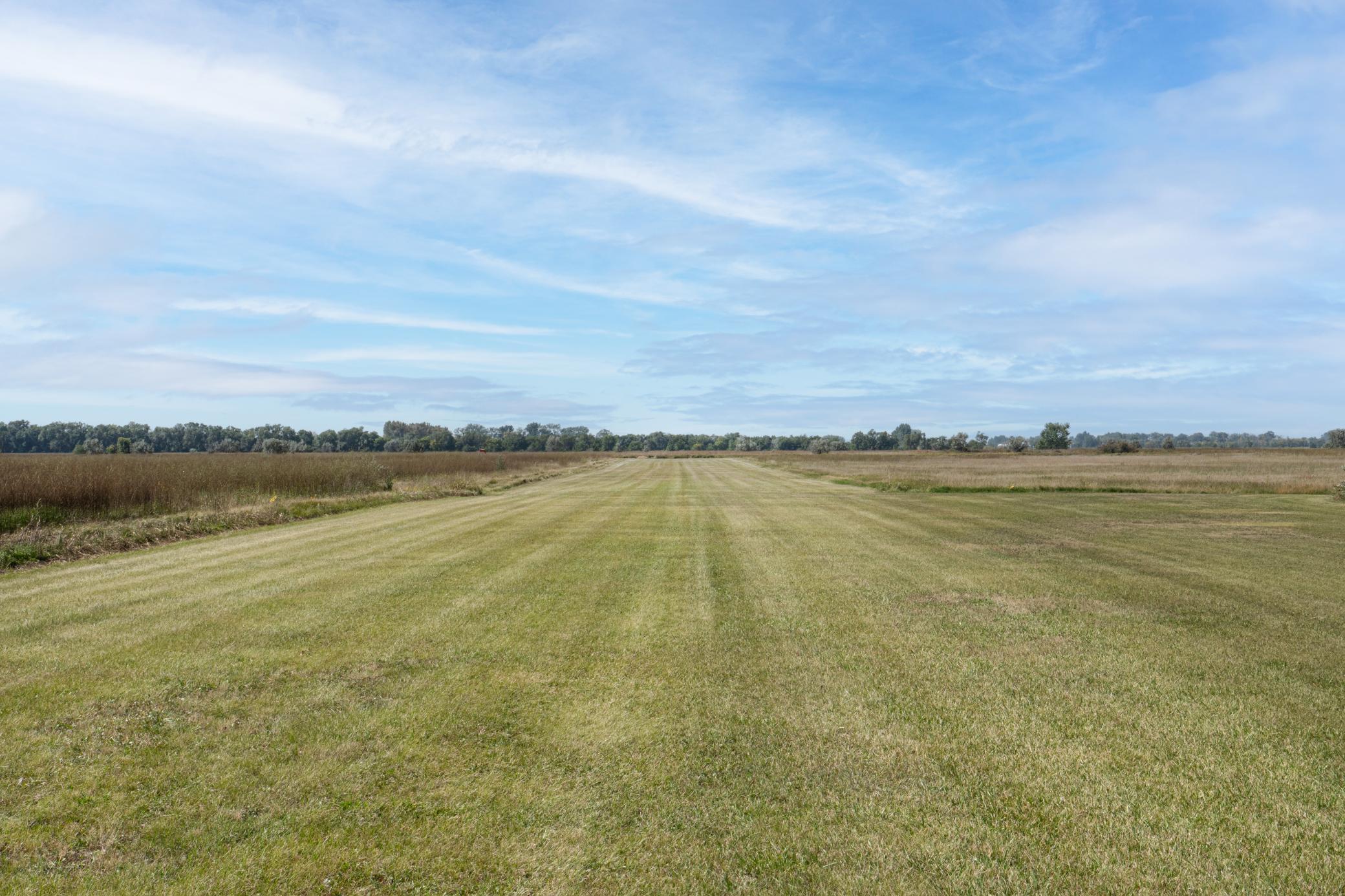 1994 single family home for sale at 635 20th Street NE in Thompson, ND — 3 bed, 3 bath (photo 55 of 61)