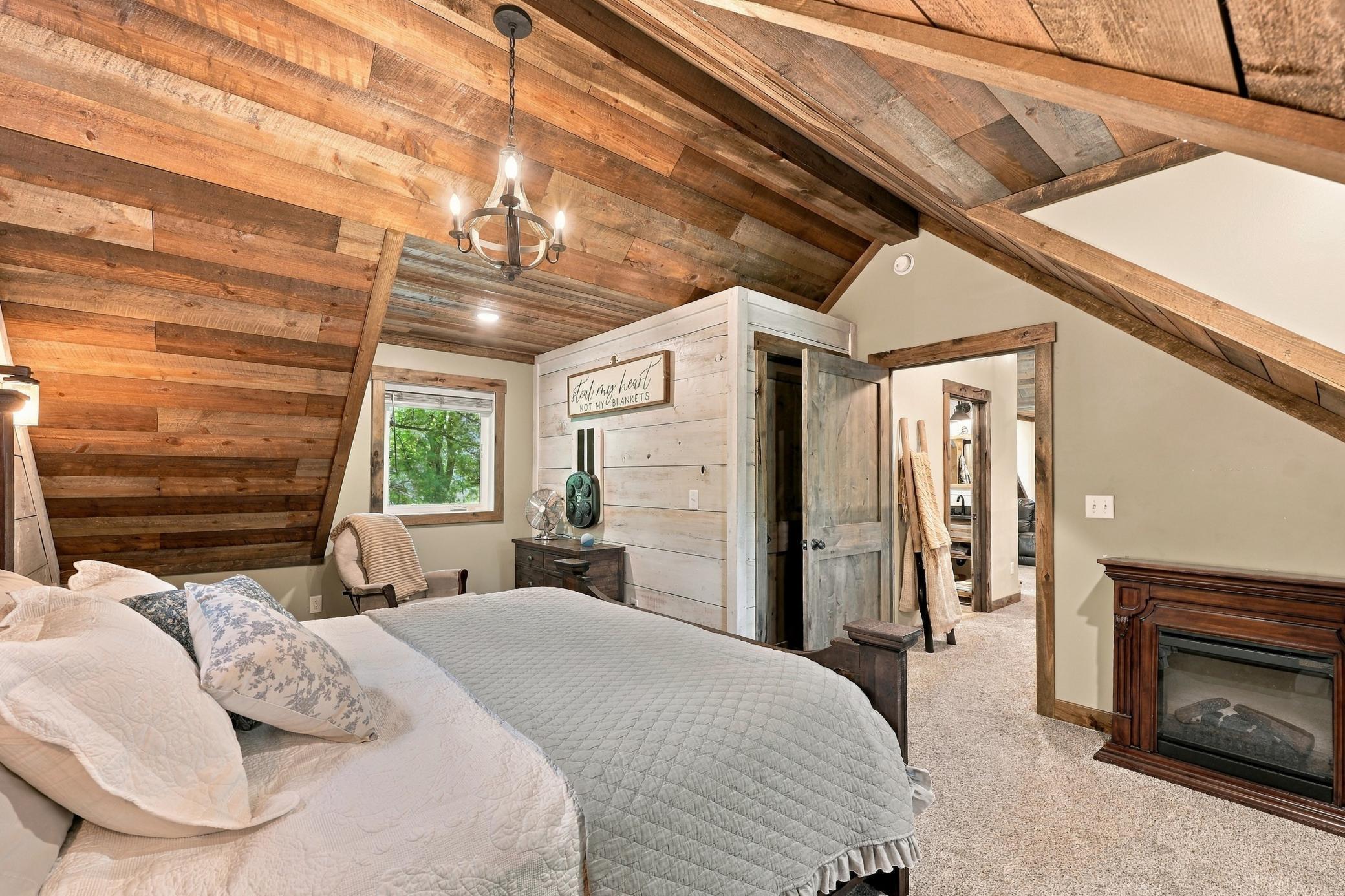 2021 single family home for sale at 21352 NE Pickerel Lake Road in Rochert, MN — 3 bed, 2 bath (photo 20 of 65)