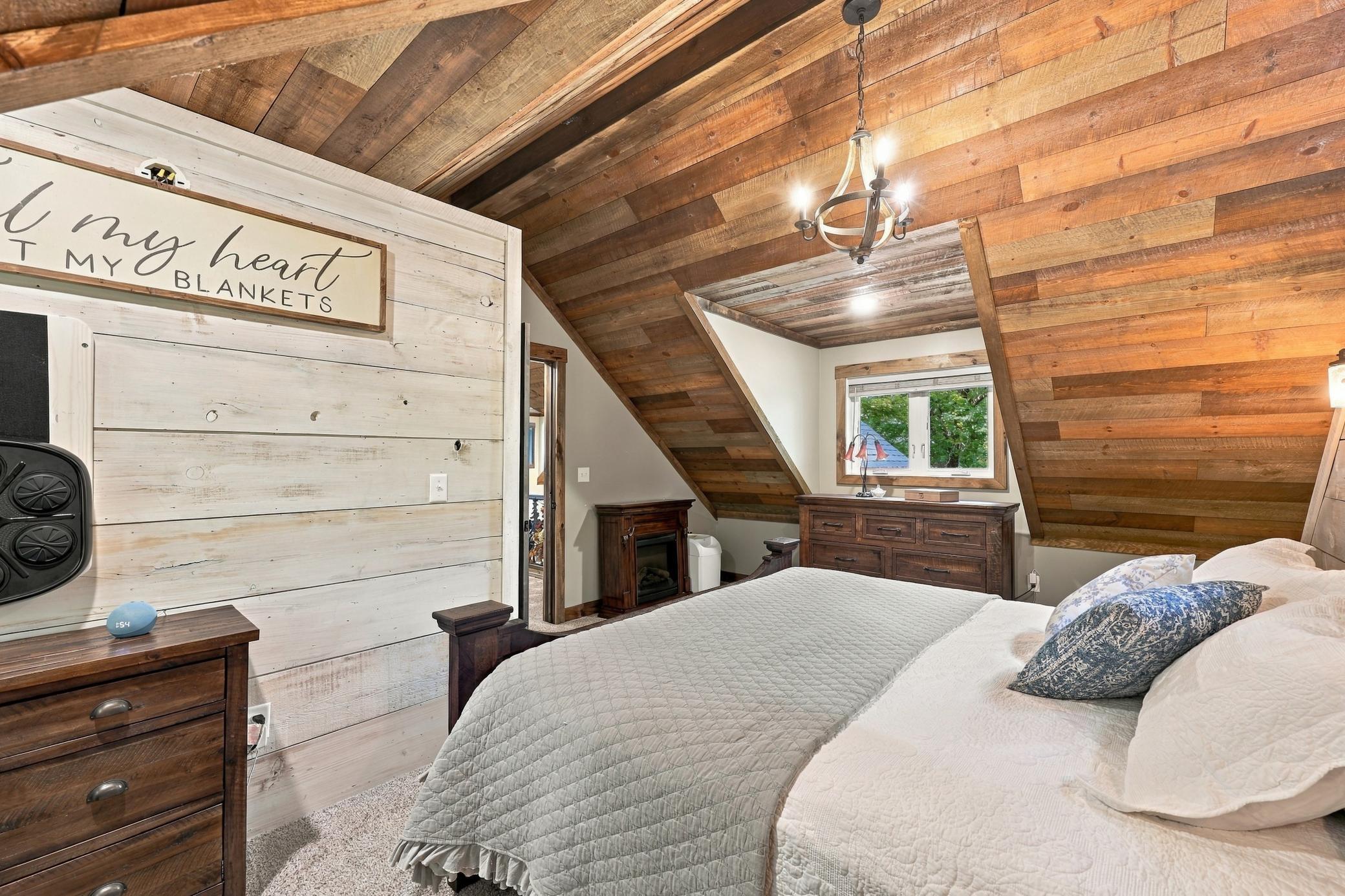 2021 single family home for sale at 21352 NE Pickerel Lake Road in Rochert, MN — 3 bed, 2 bath (photo 21 of 65)