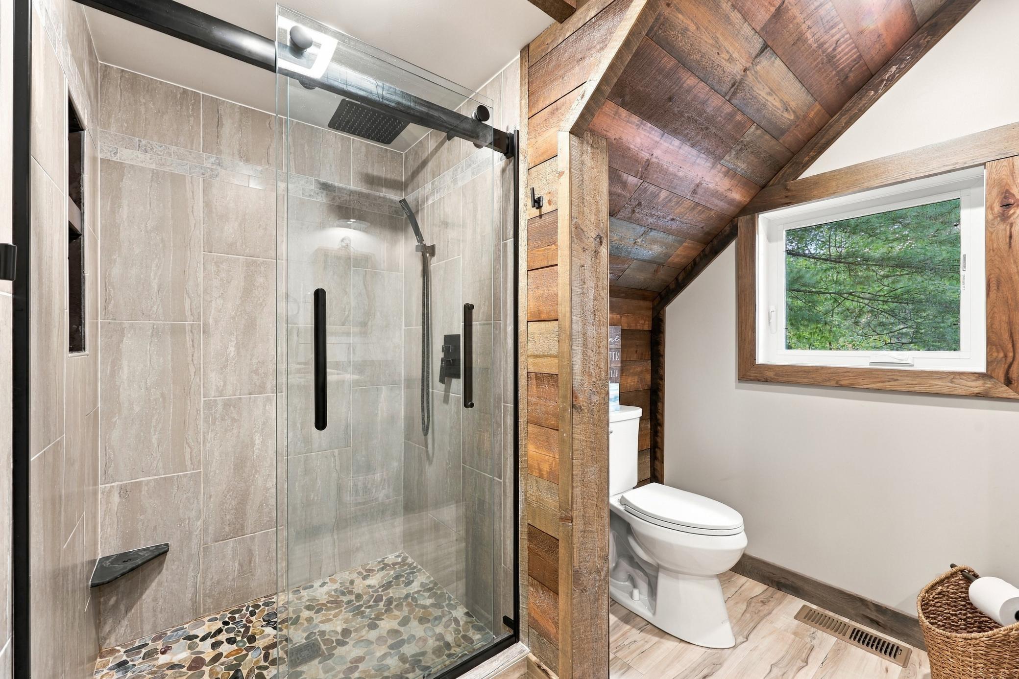 2021 single family home for sale at 21352 NE Pickerel Lake Road in Rochert, MN — 3 bed, 2 bath (photo 23 of 65)