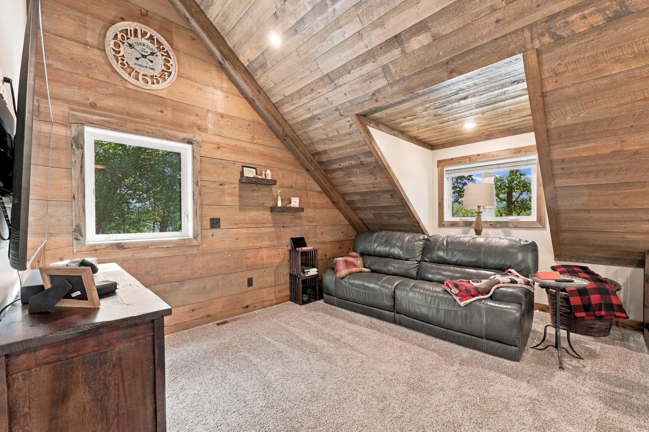 2021 single family home for sale at 21352 NE Pickerel Lake Road in Rochert, MN — 3 bed, 2 bath (photo 24 of 65)