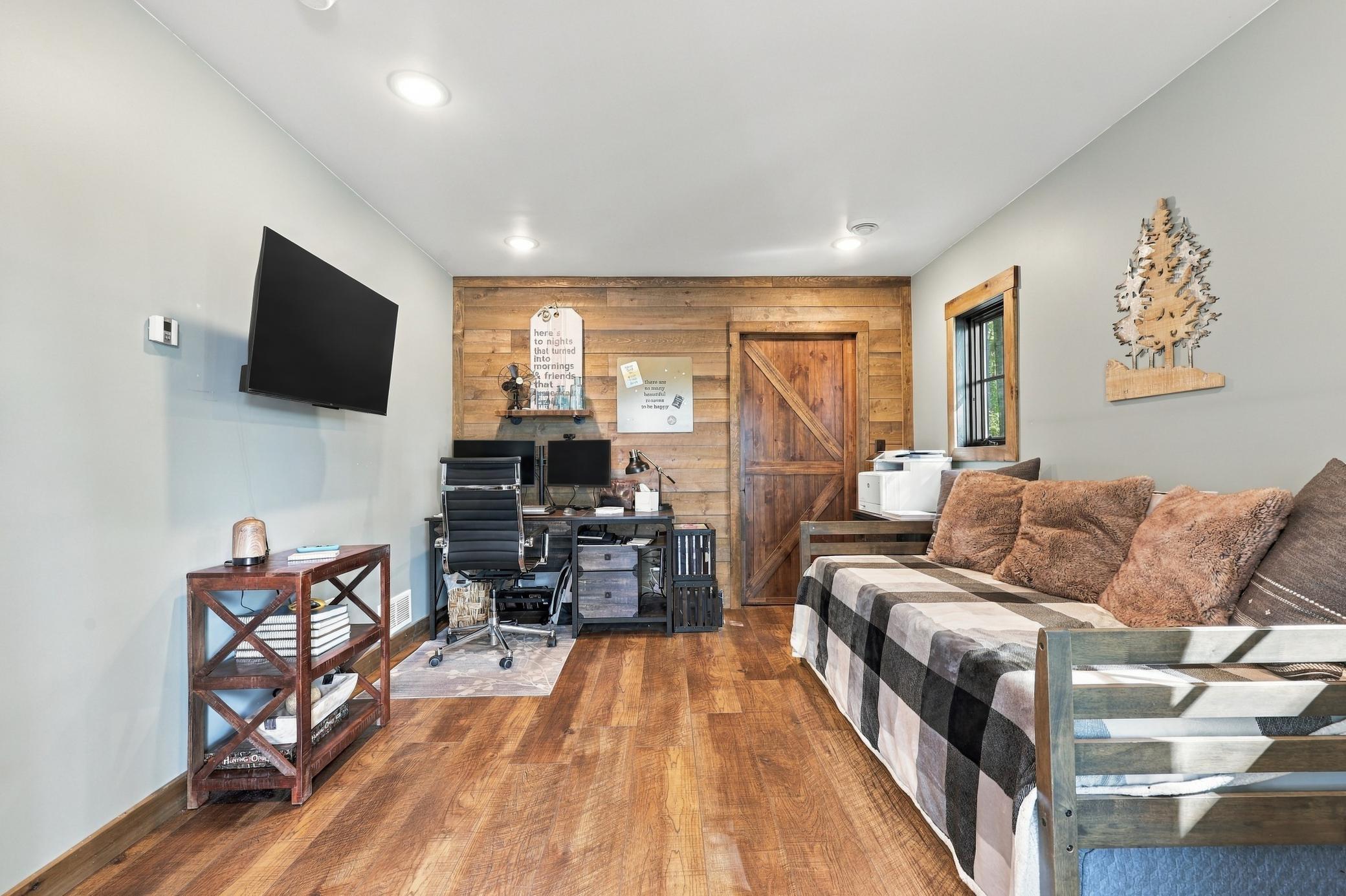 2021 single family home for sale at 21352 NE Pickerel Lake Road in Rochert, MN — 3 bed, 2 bath (photo 34 of 65)