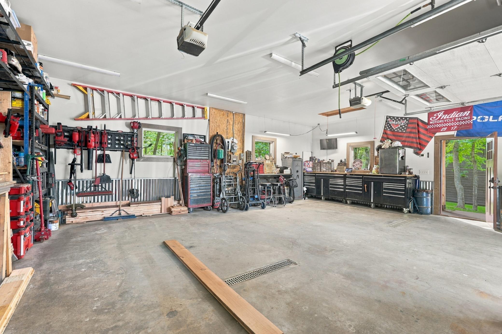 2021 single family home for sale at 21352 NE Pickerel Lake Road in Rochert, MN — 3 bed, 2 bath (photo 40 of 65)